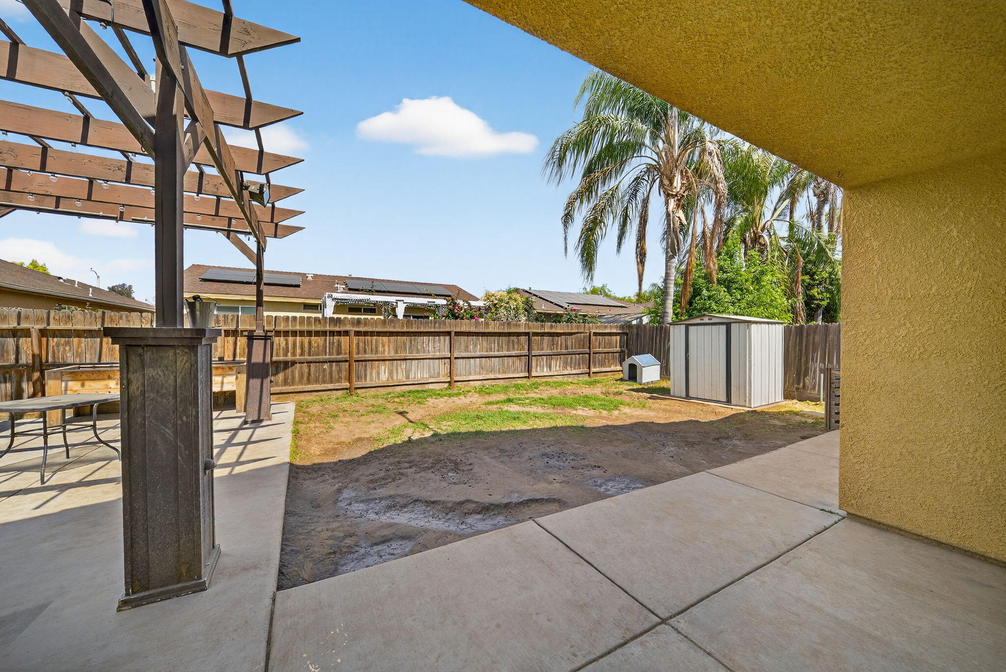 916 W Jordon St, Porterville, CA 93257