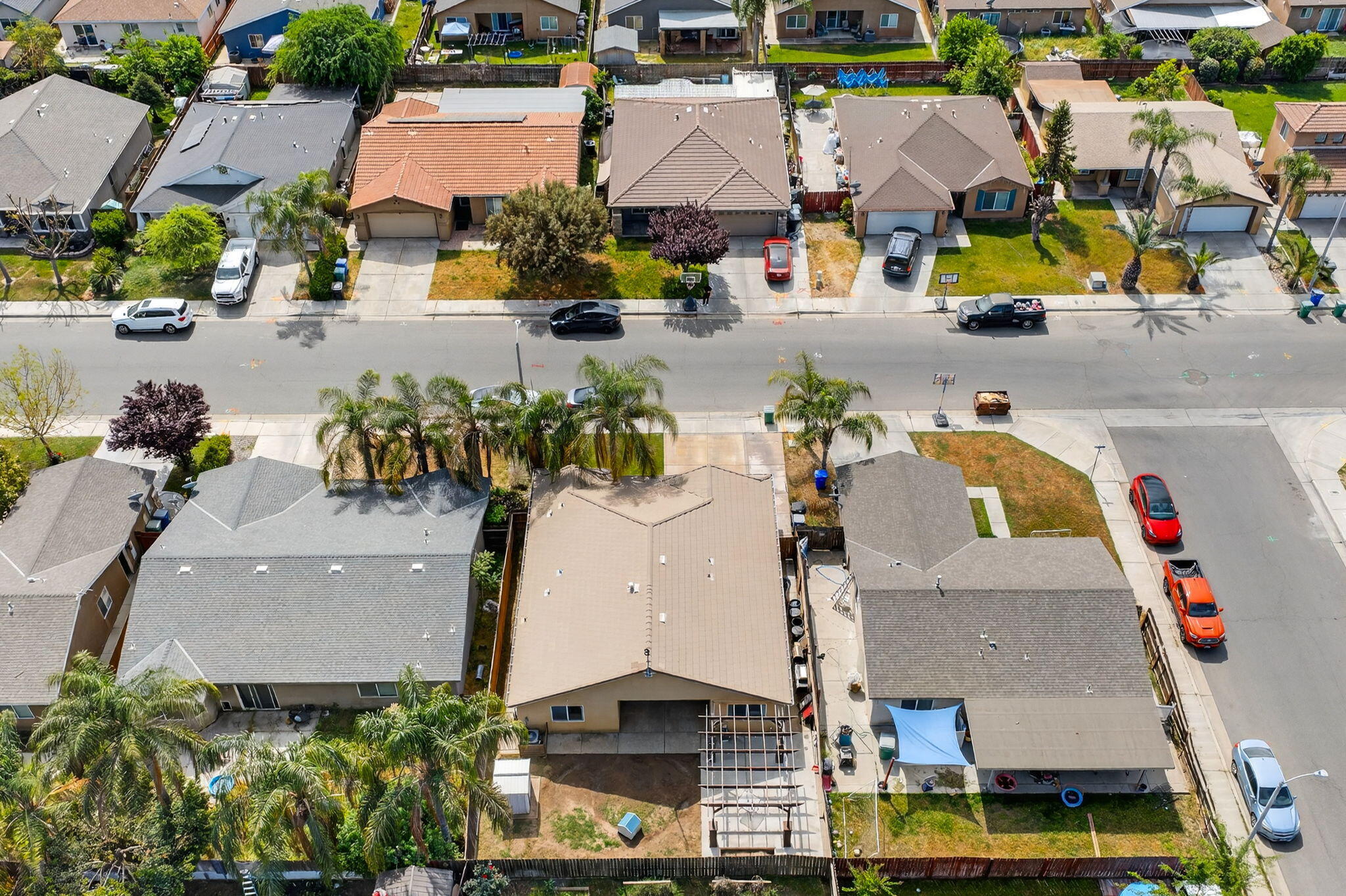 916 W Jordon St, Porterville, CA 93257