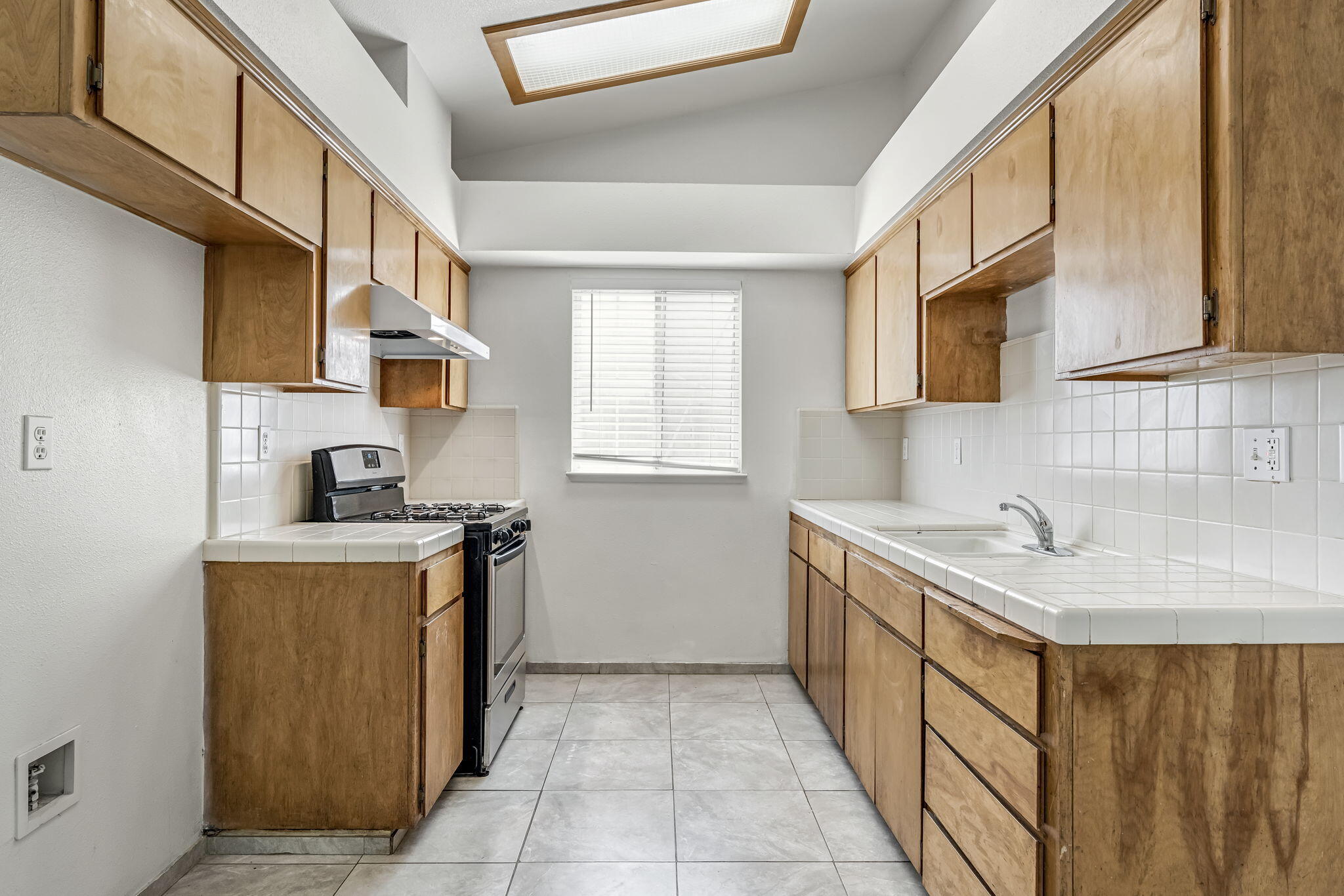 1176 Seneca Dr, Madera, CA 93637