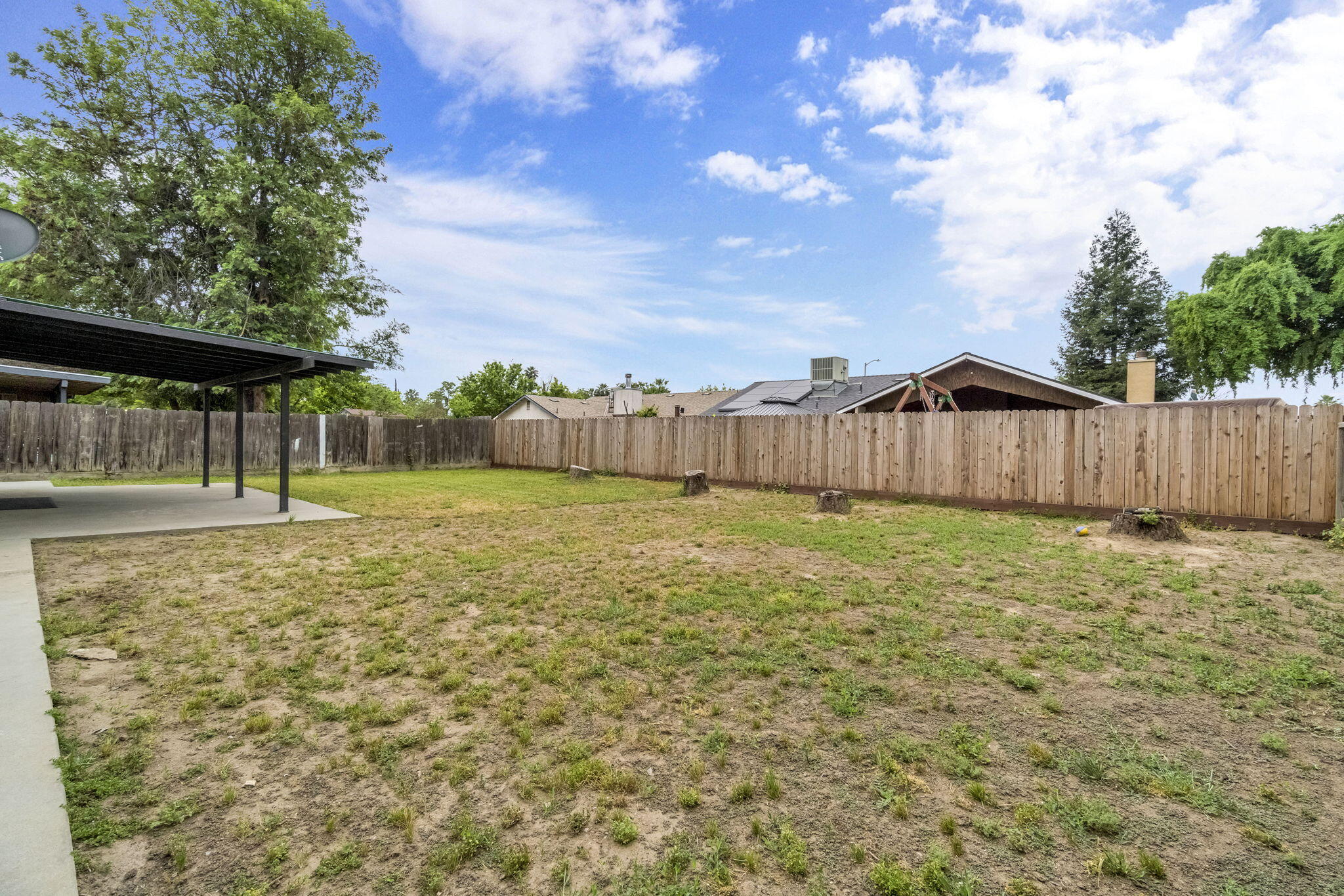 1176 Seneca Dr, Madera, CA 93637