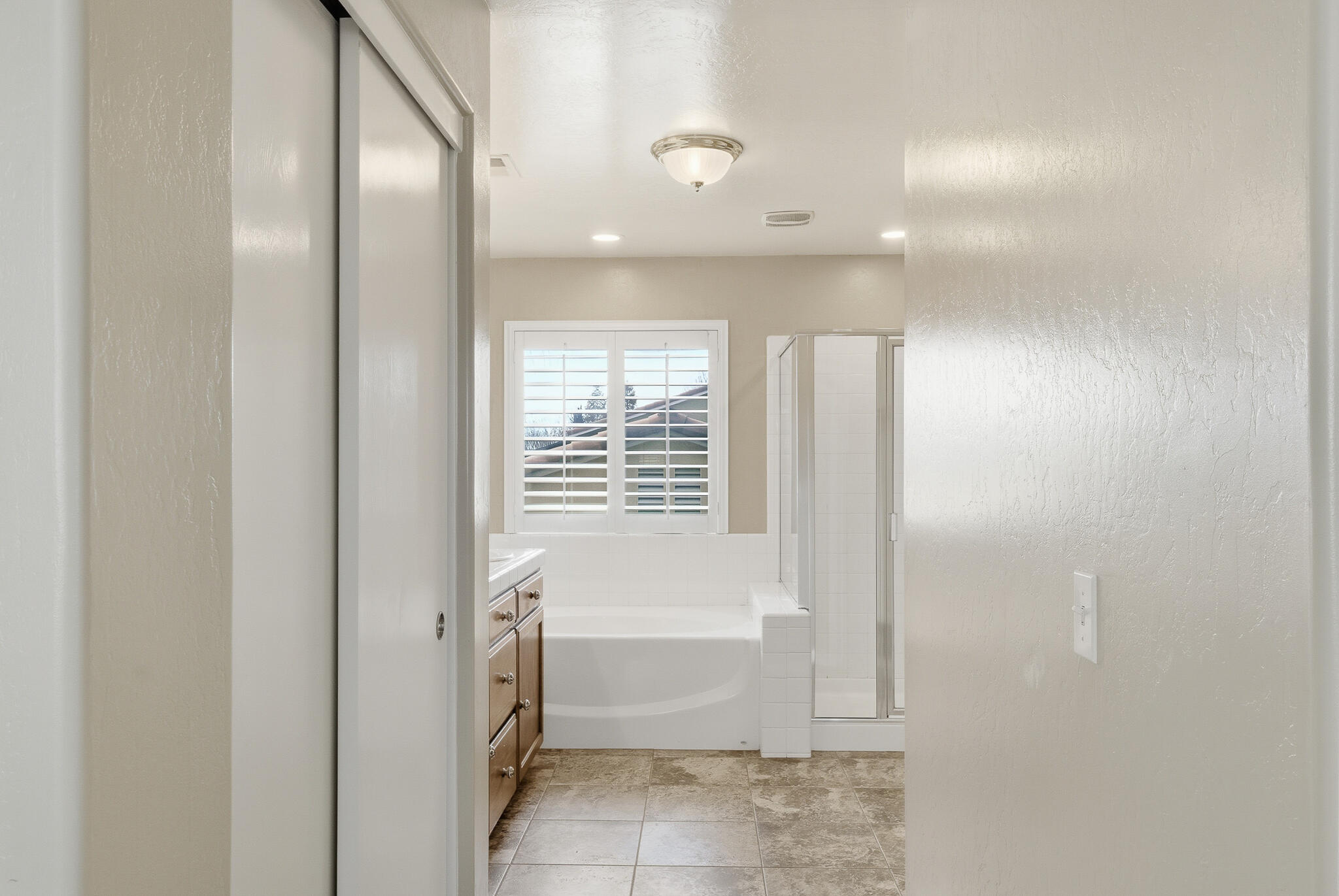 6229 W Ceres, Visalia, CA 93291