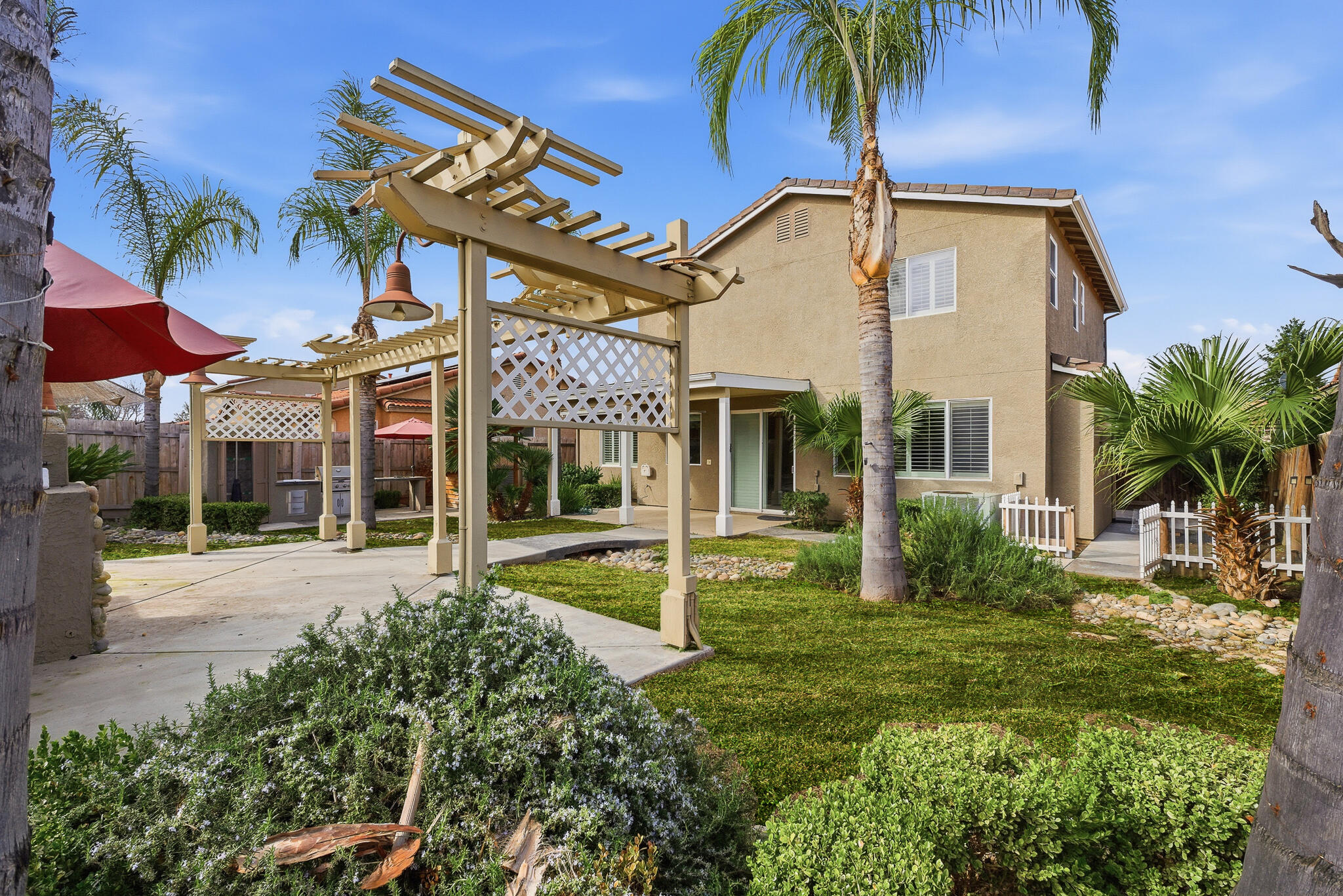 6229 W Ceres, Visalia, CA 93291