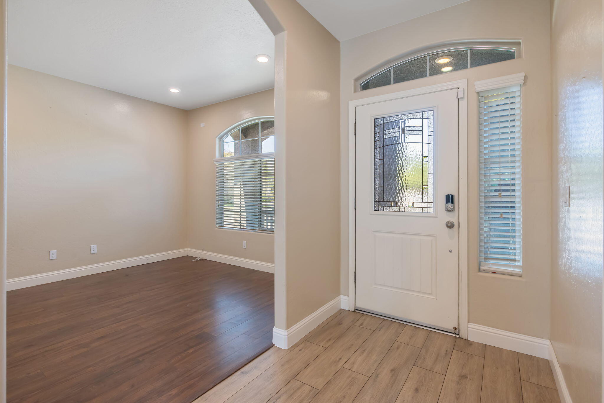 2347 W Babcock Ave, Visalia, CA 93291