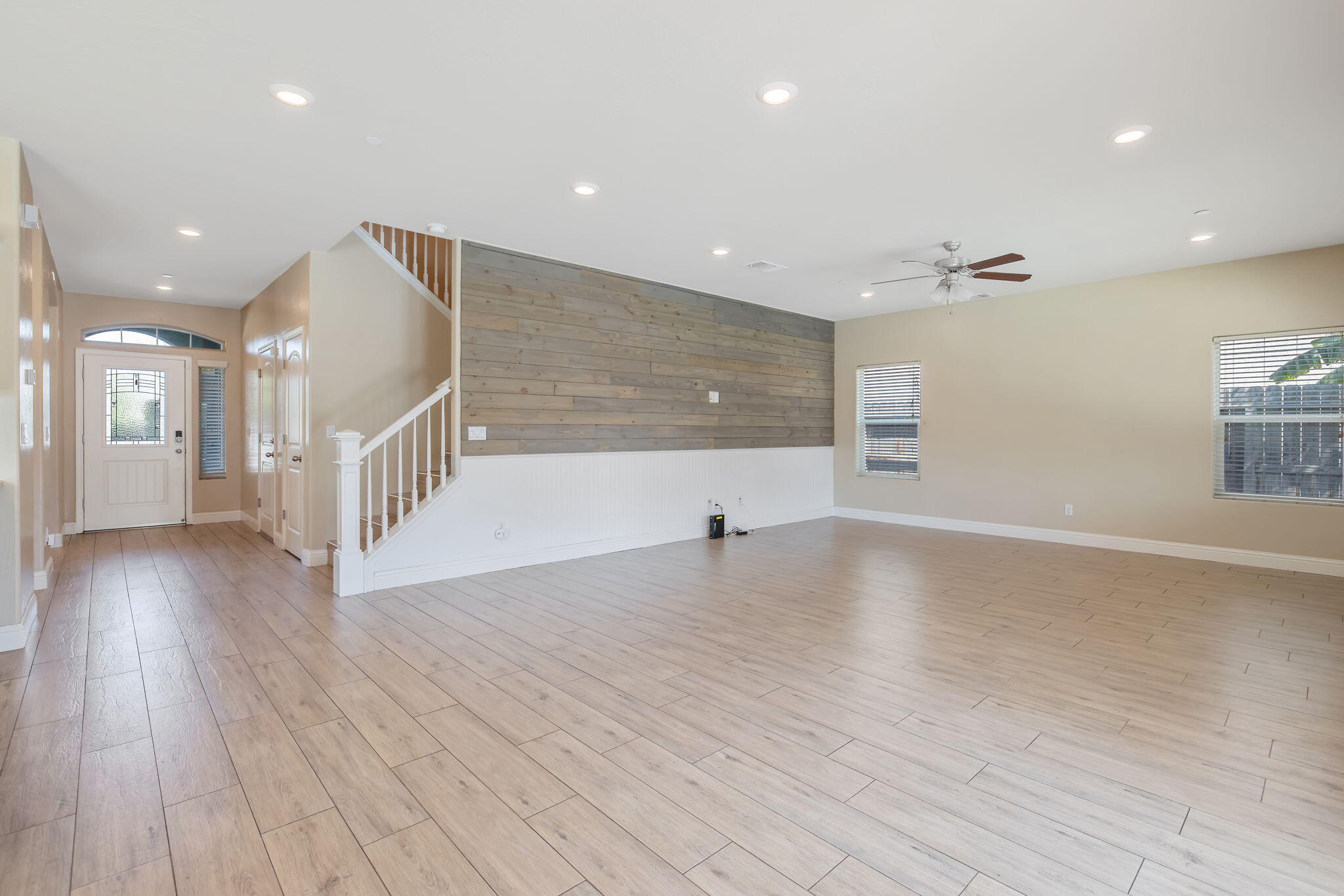 2347 W Babcock Ave, Visalia, CA 93291