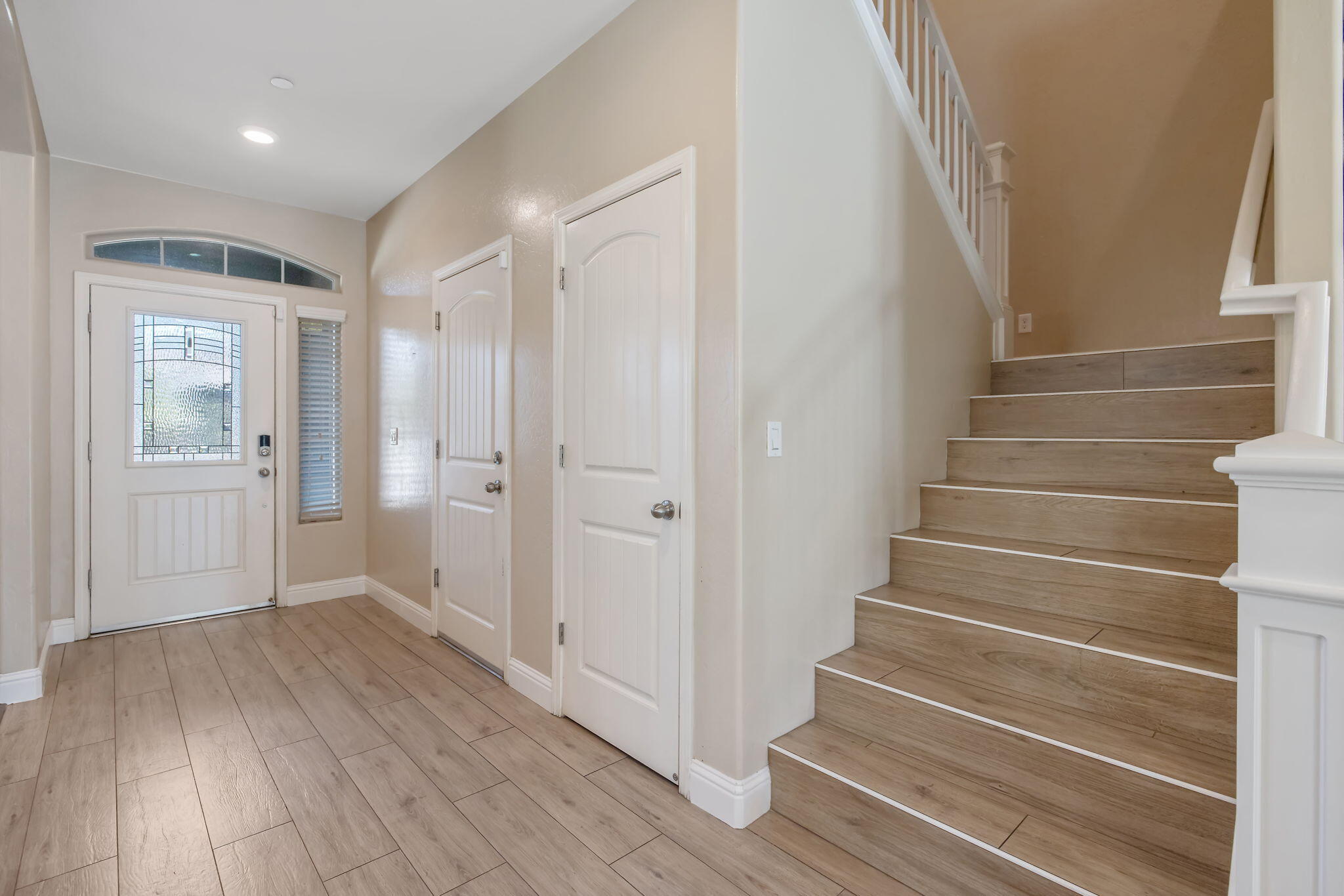 2347 W Babcock Ave, Visalia, CA 93291