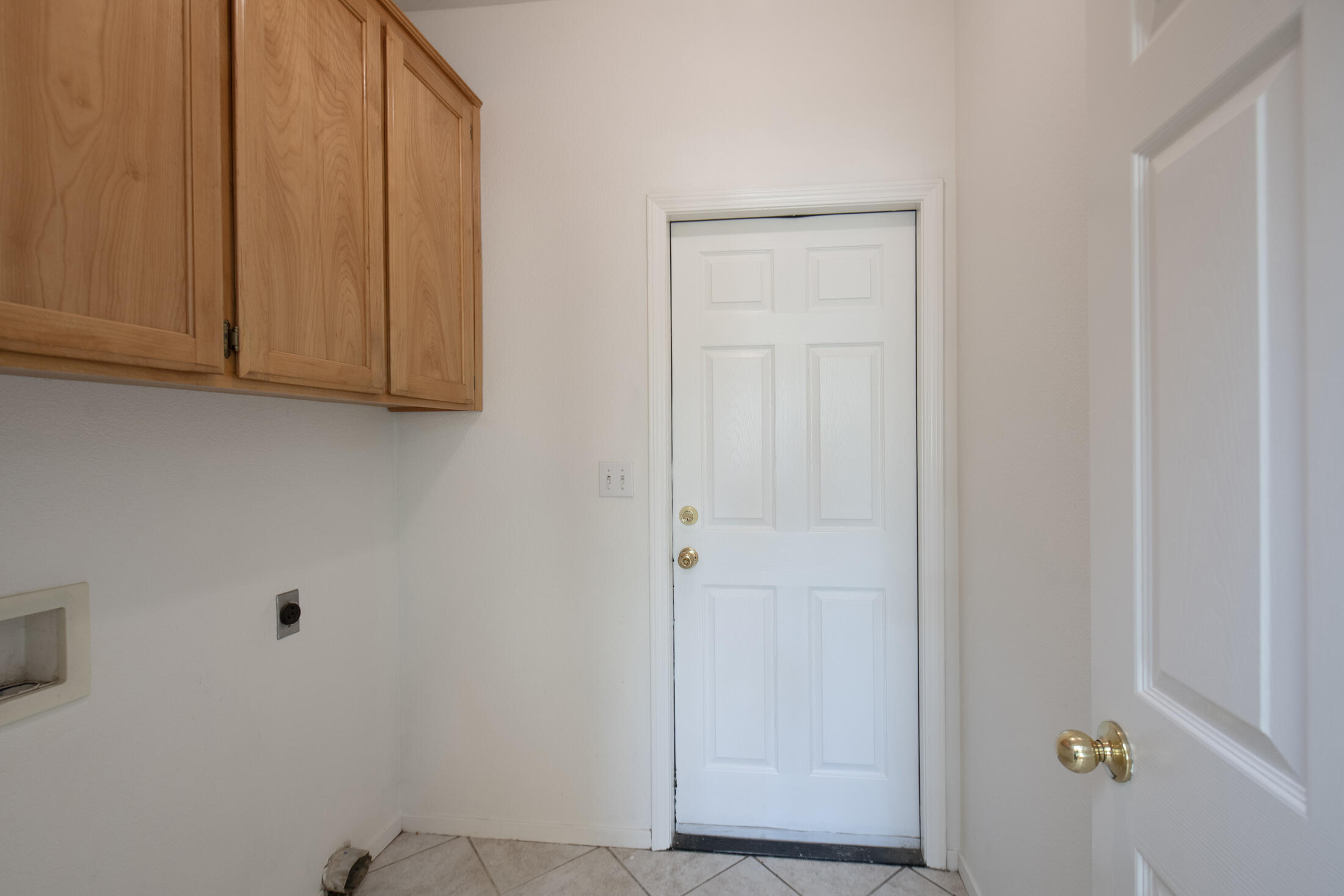 2738 W Ceres Ct, Visalia, CA 93291