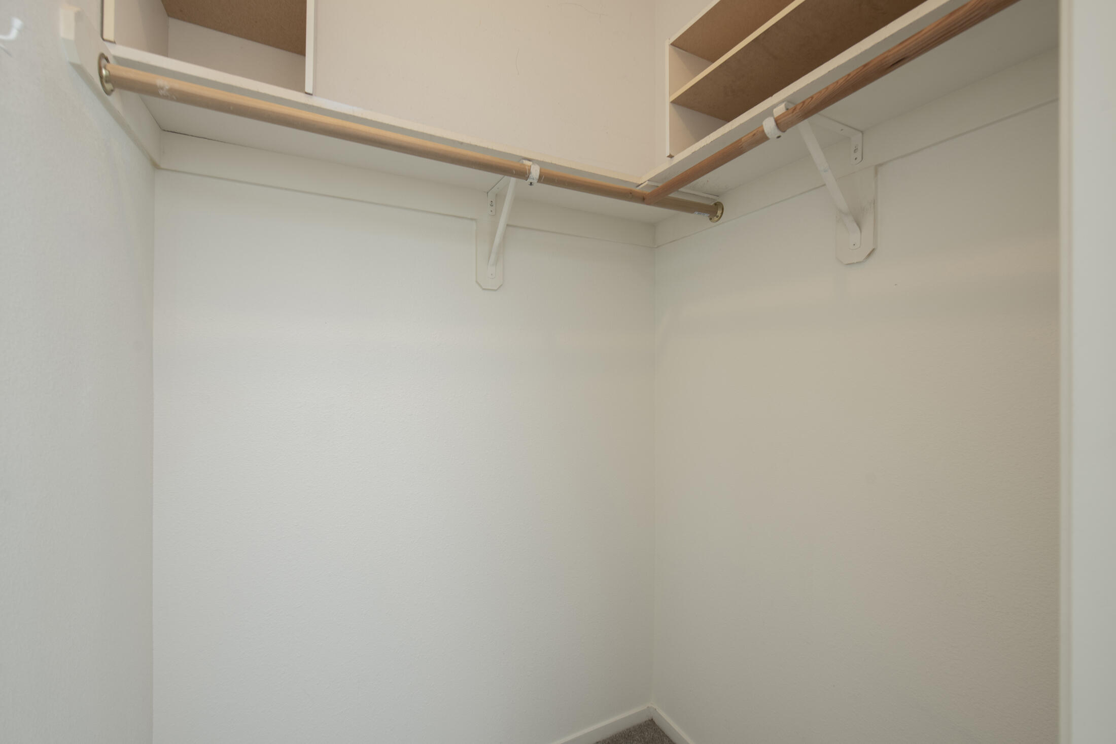 2738 W Ceres Ct, Visalia, CA 93291