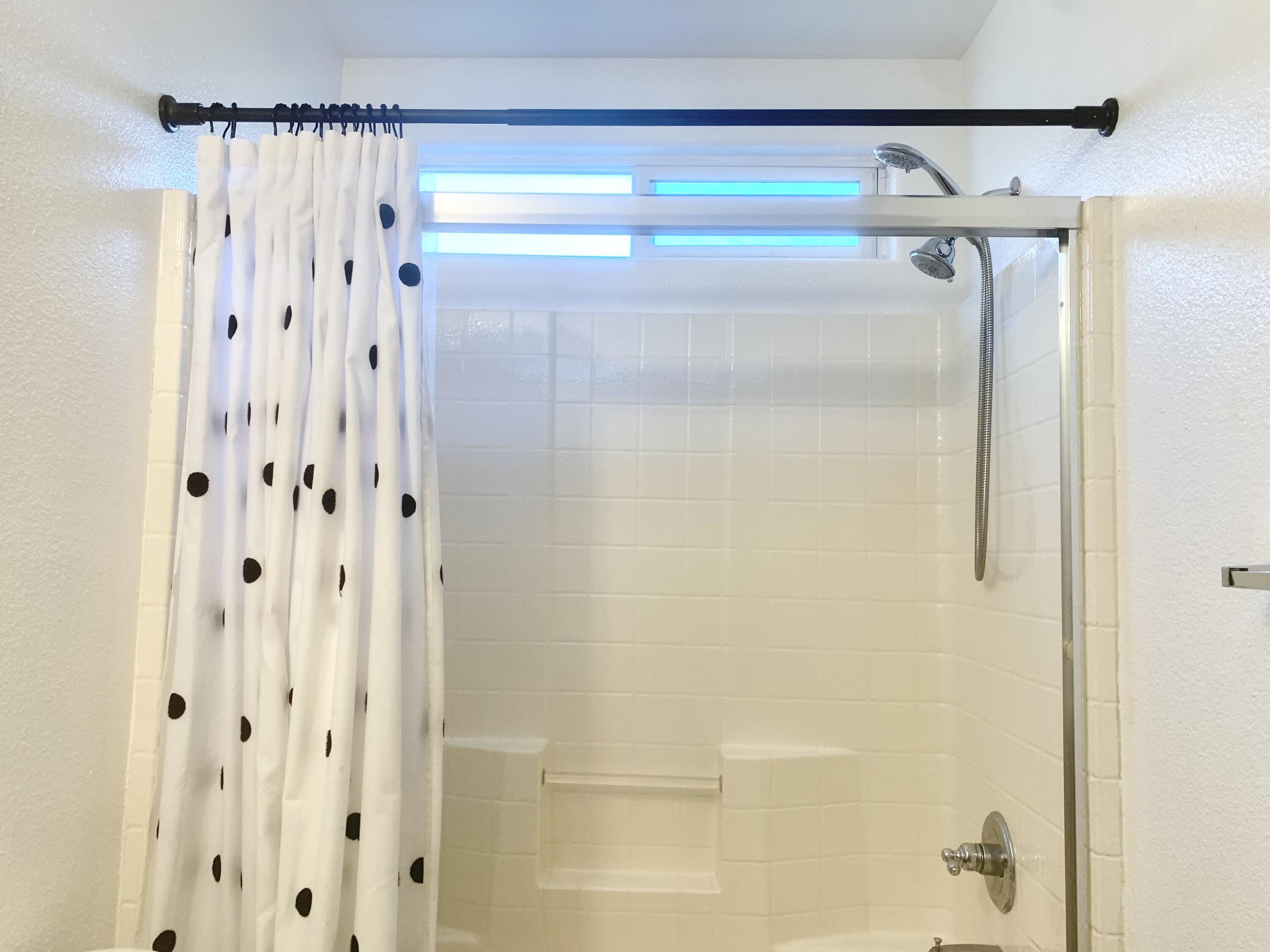 2634 W Modoc Ct, Visalia, CA 93291