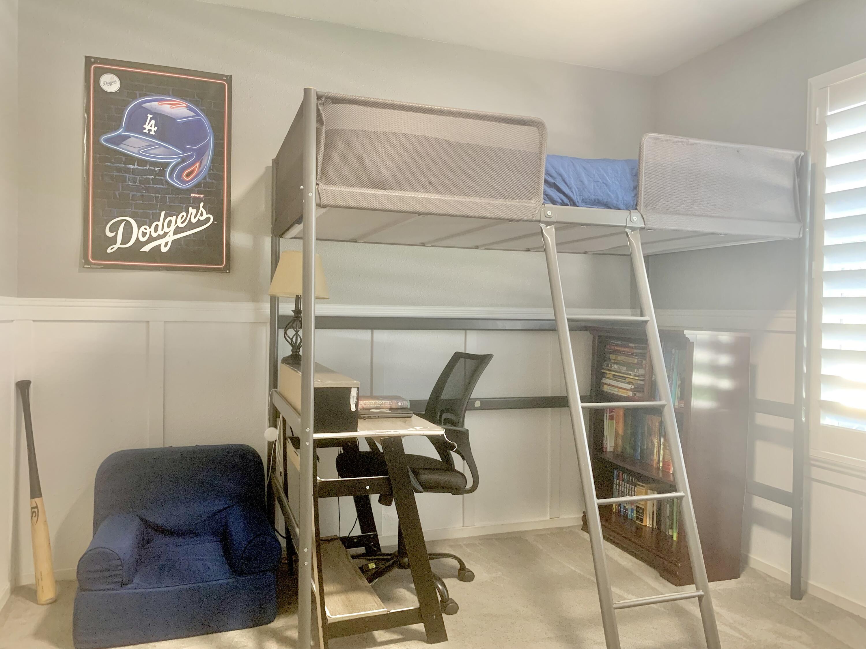 2634 W Modoc Ct, Visalia, CA 93291