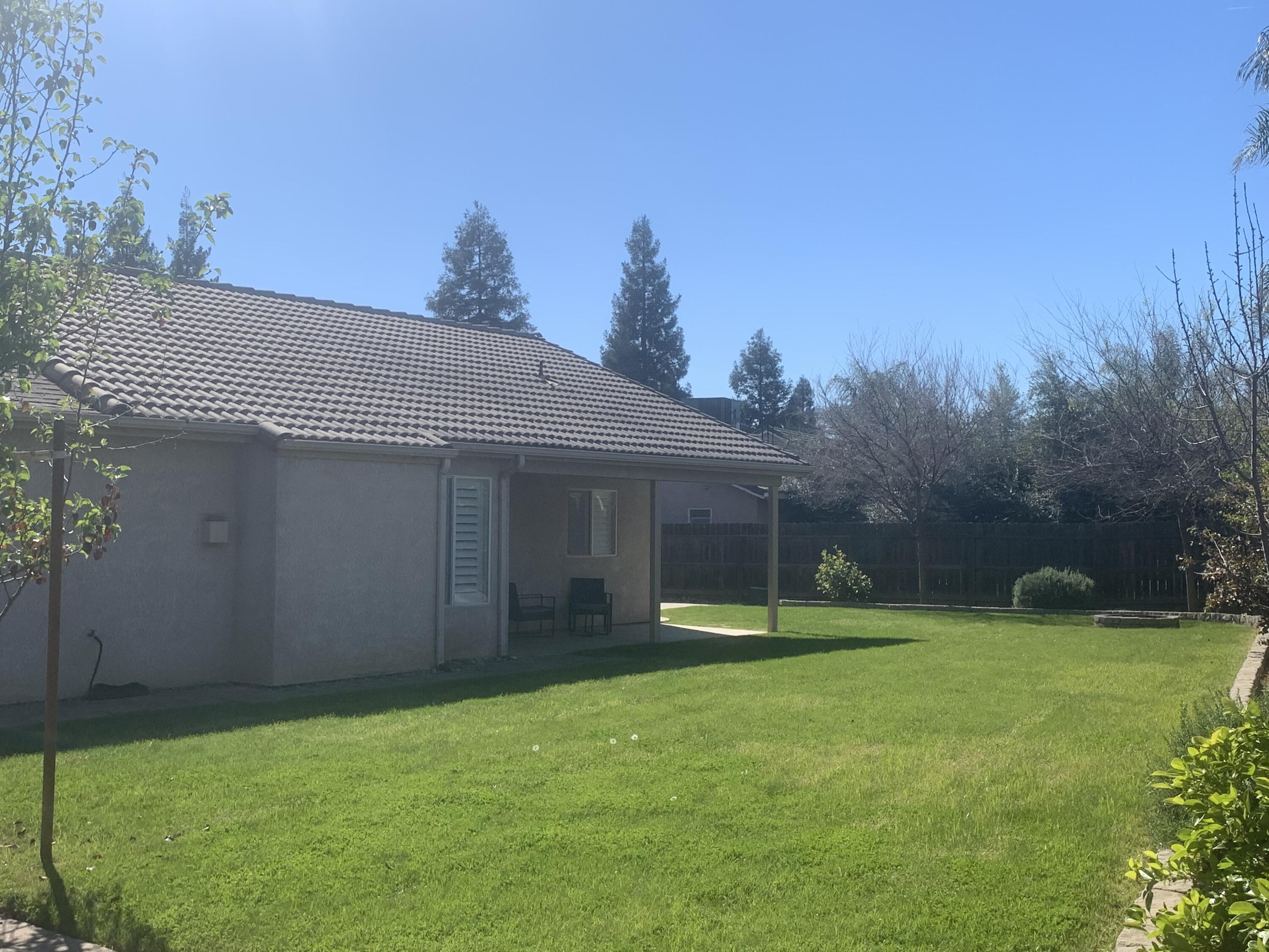 2634 W Modoc Ct, Visalia, CA 93291