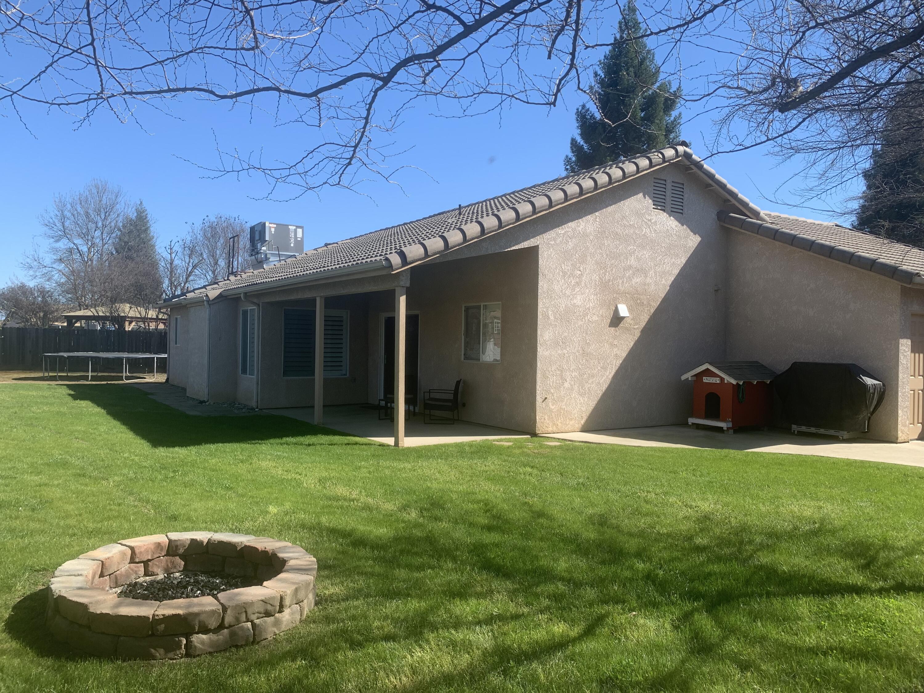 2634 W Modoc Ct, Visalia, CA 93291