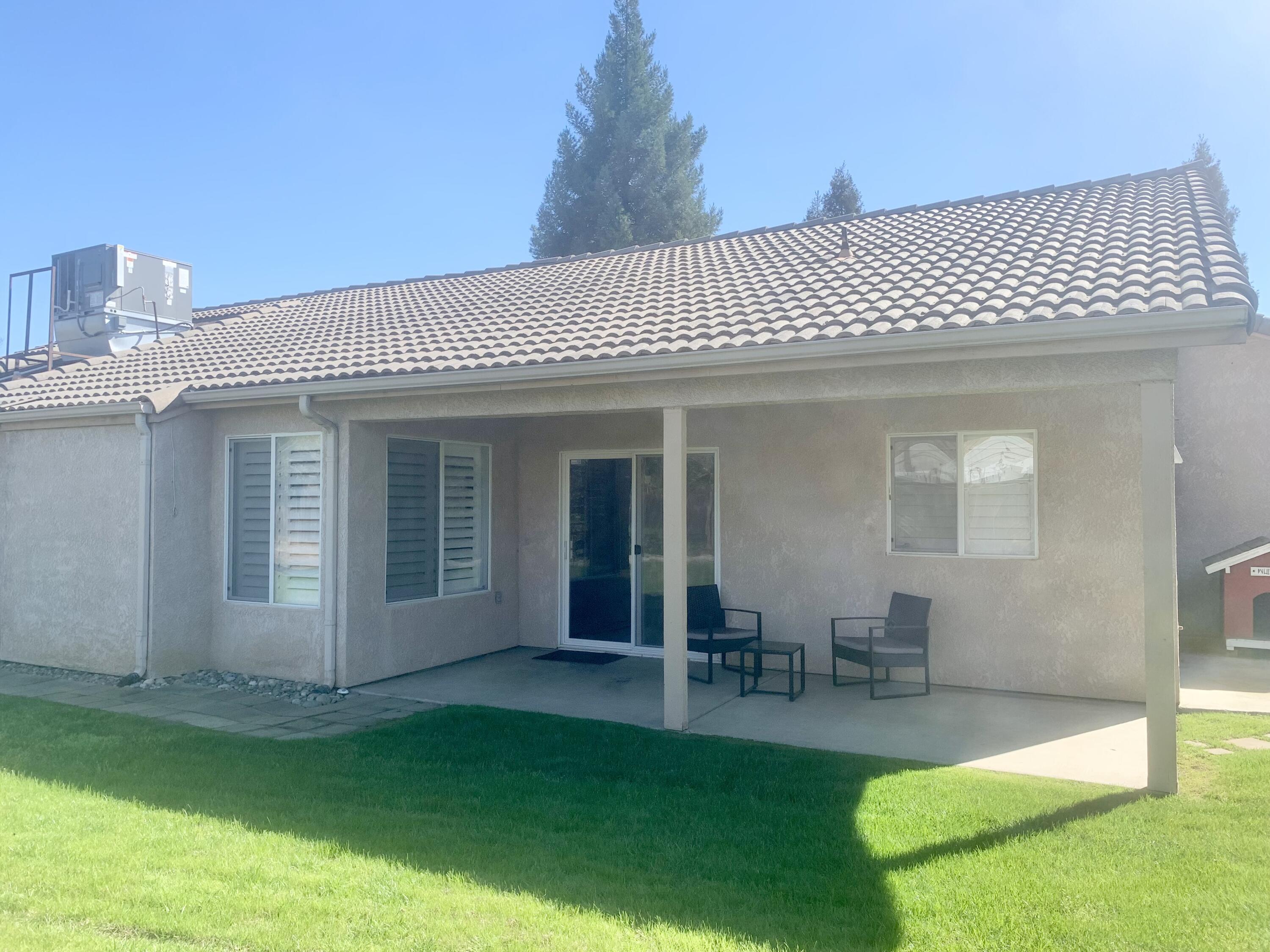 2634 W Modoc Ct, Visalia, CA 93291