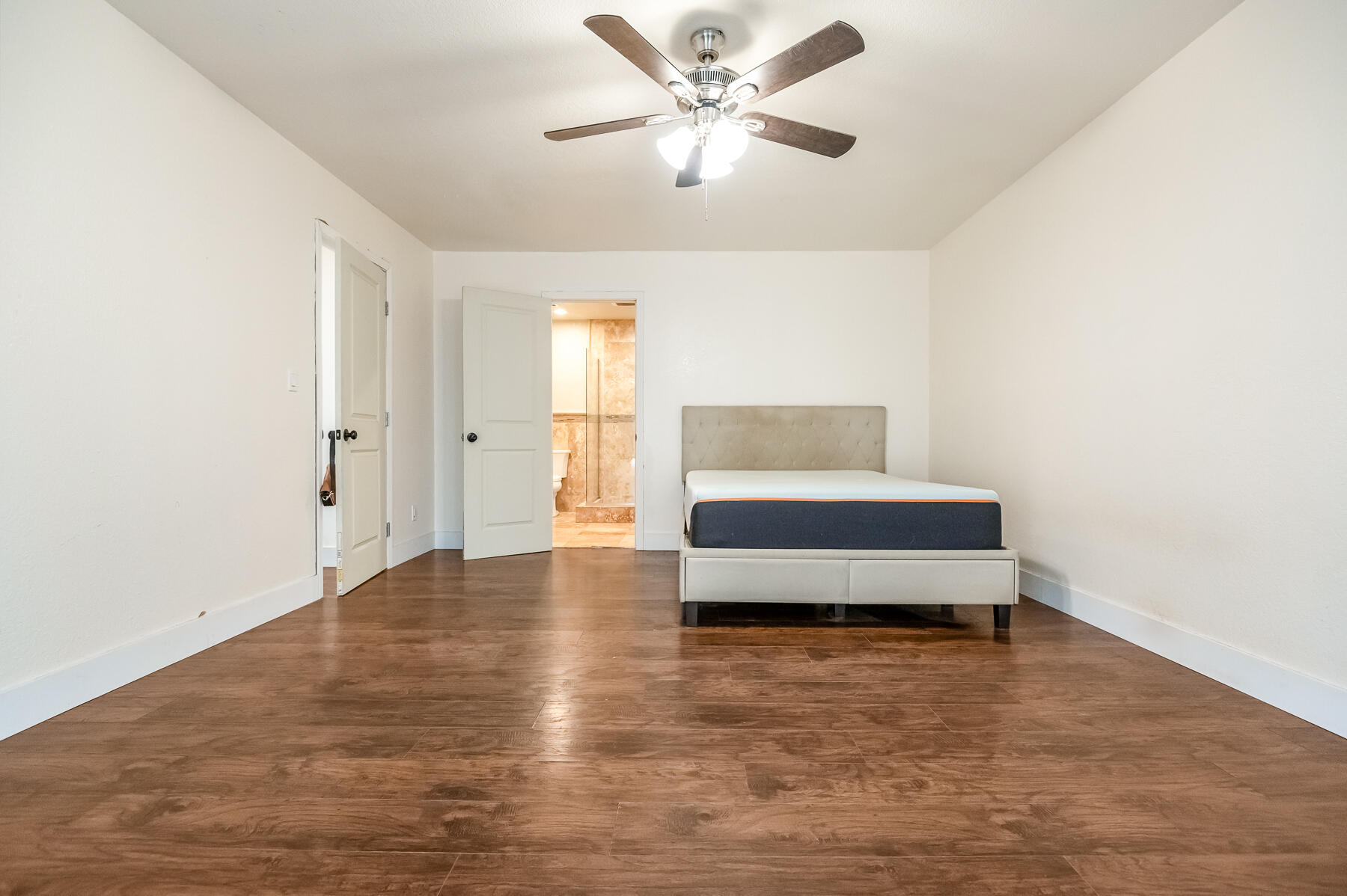 3654 Thompson Ave, Selma, CA 93662