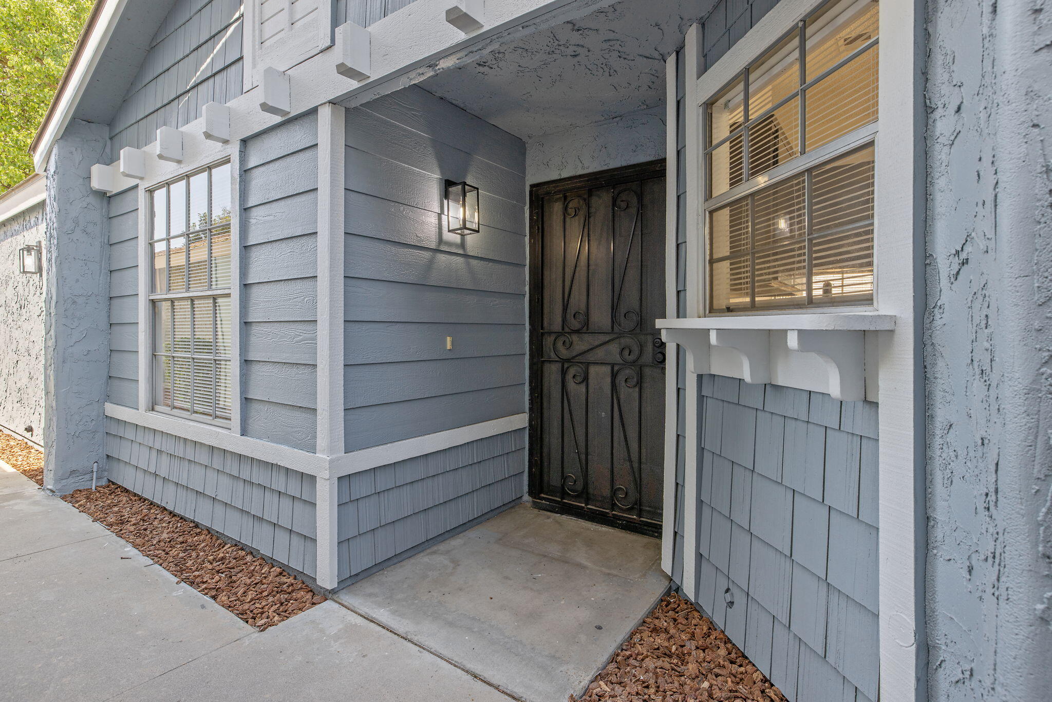 2238 N Gowdy St, Visalia, CA 93292