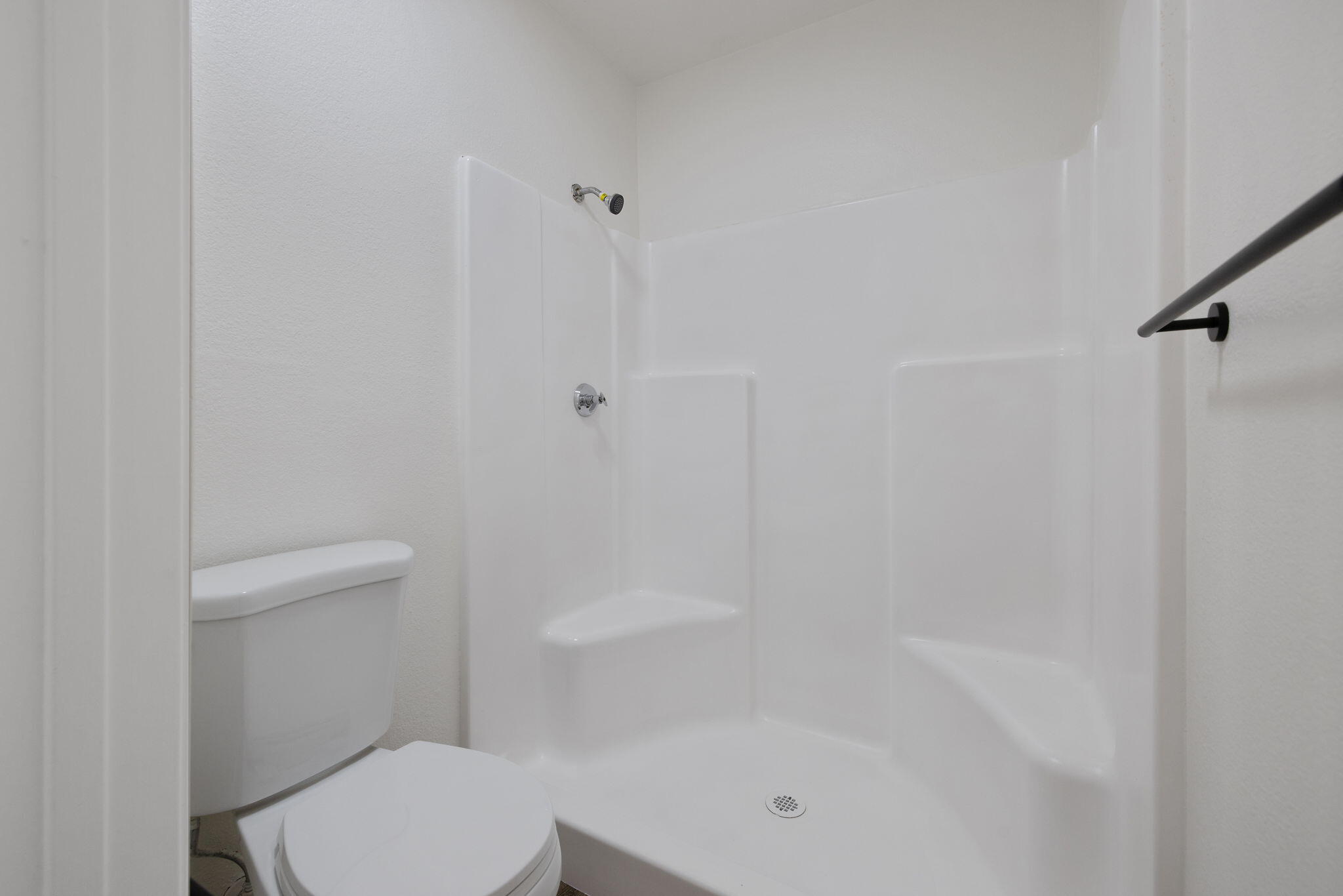 2238 N Gowdy St, Visalia, CA 93292