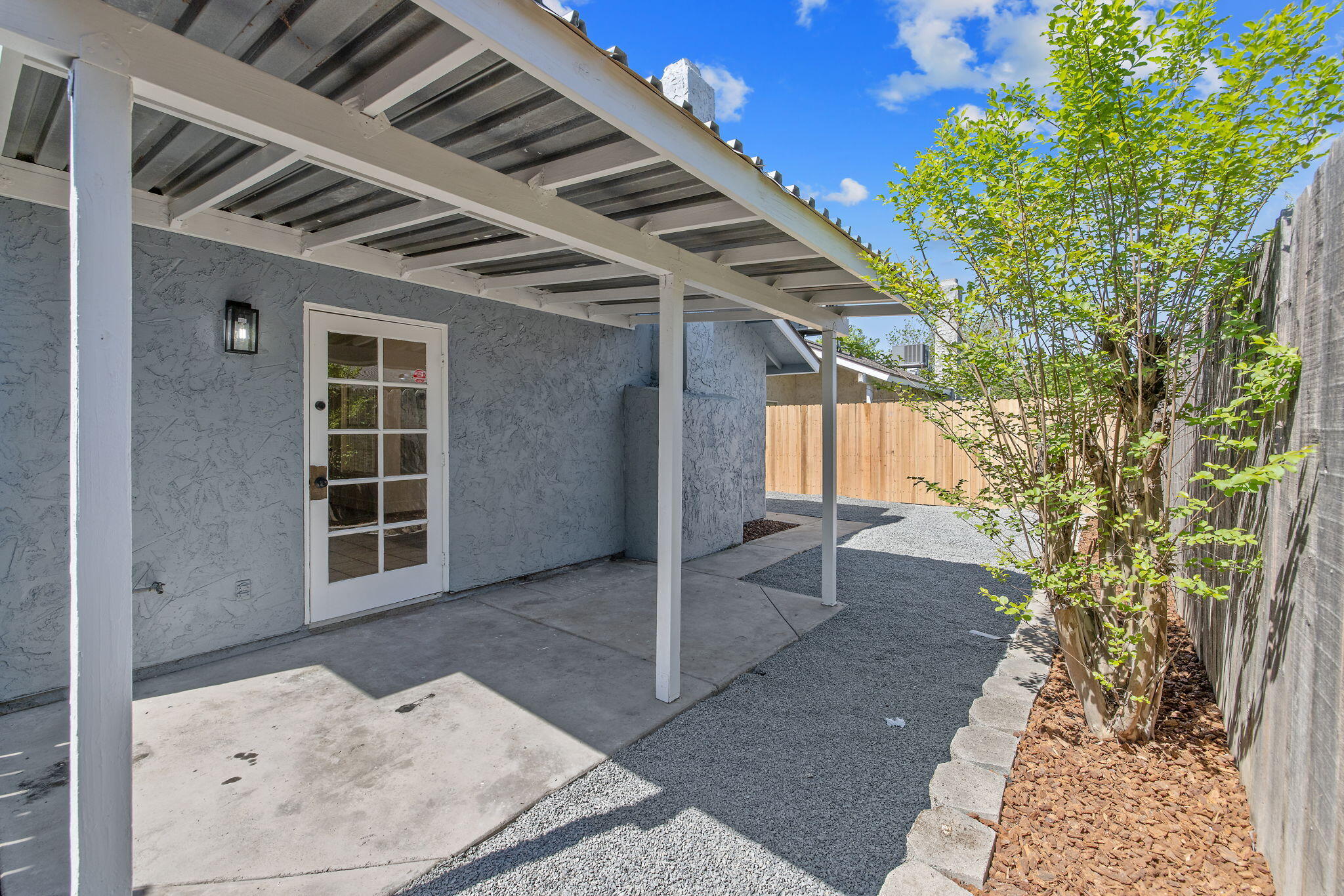 2238 N Gowdy St, Visalia, CA 93292