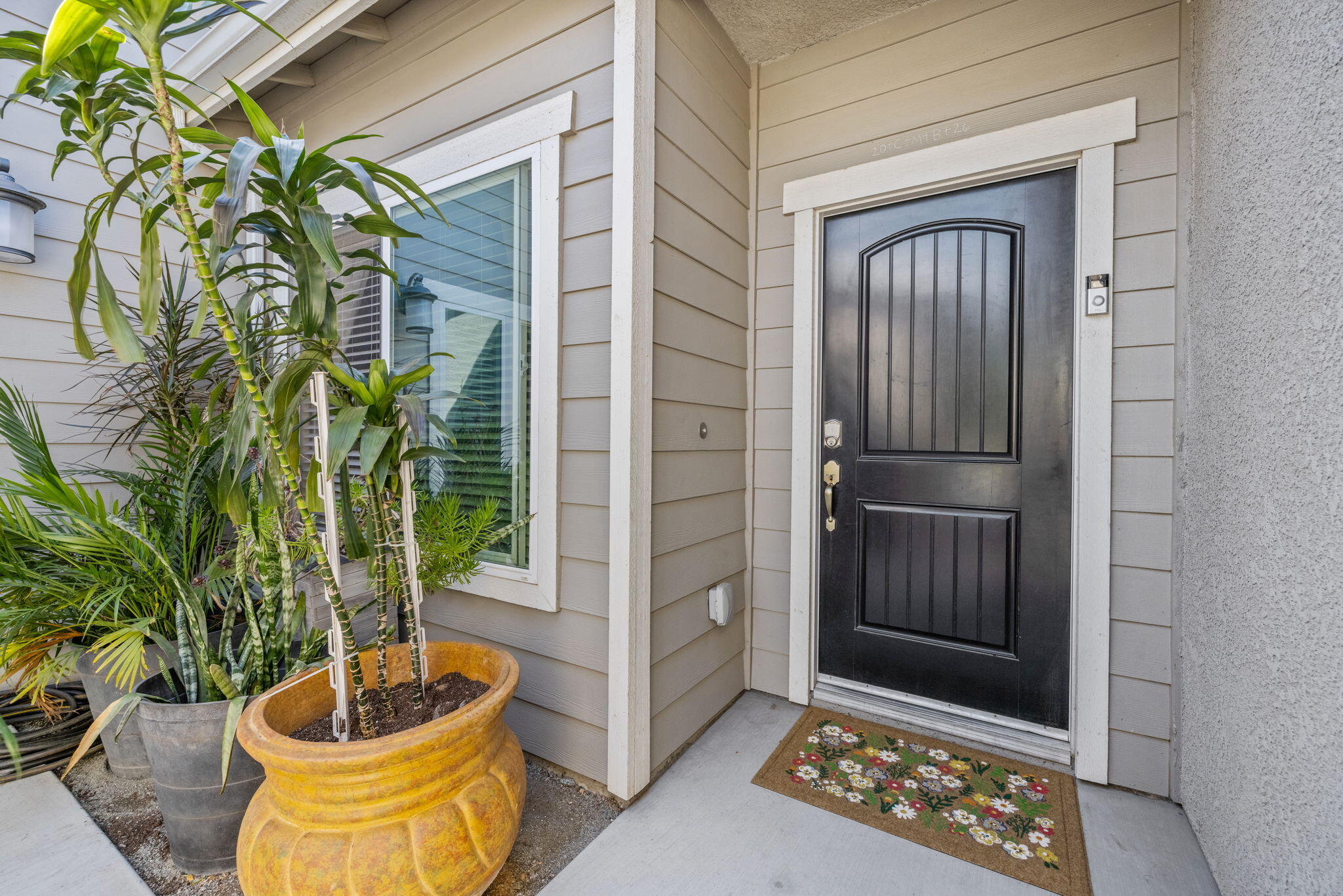 3723 W Vine Ave, Visalia, CA 93291