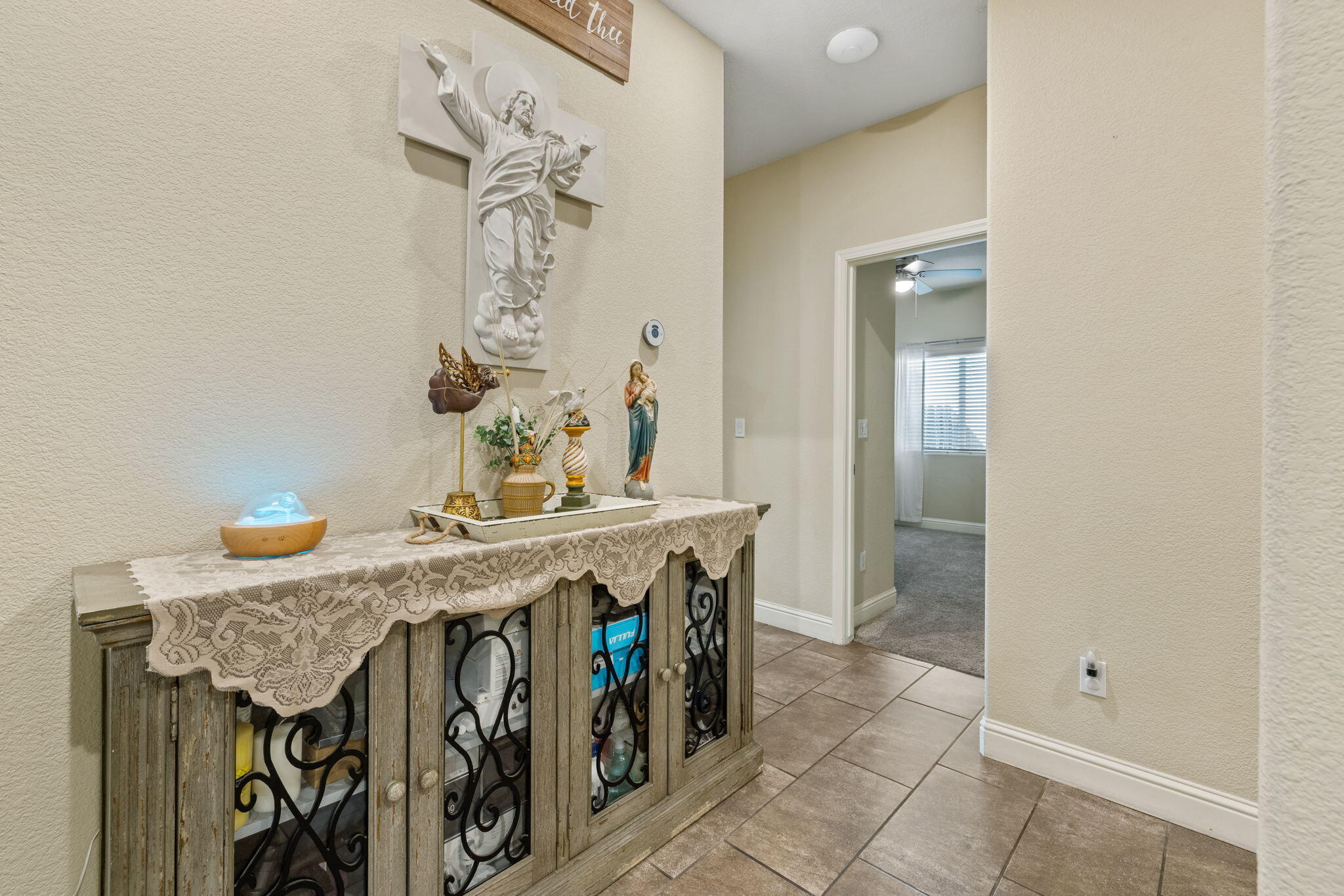 3723 W Vine Ave, Visalia, CA 93291