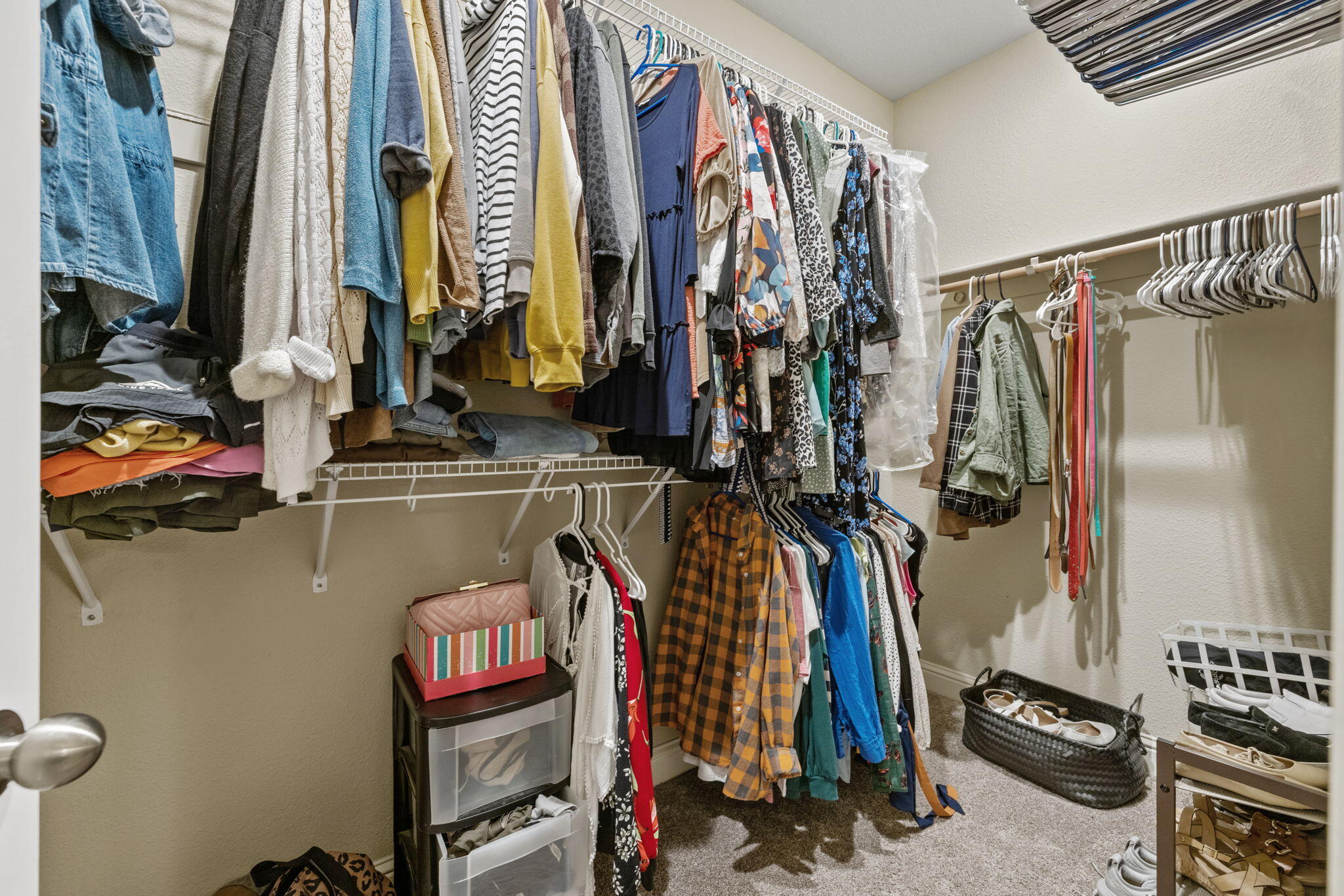 3723 W Vine Ave, Visalia, CA 93291