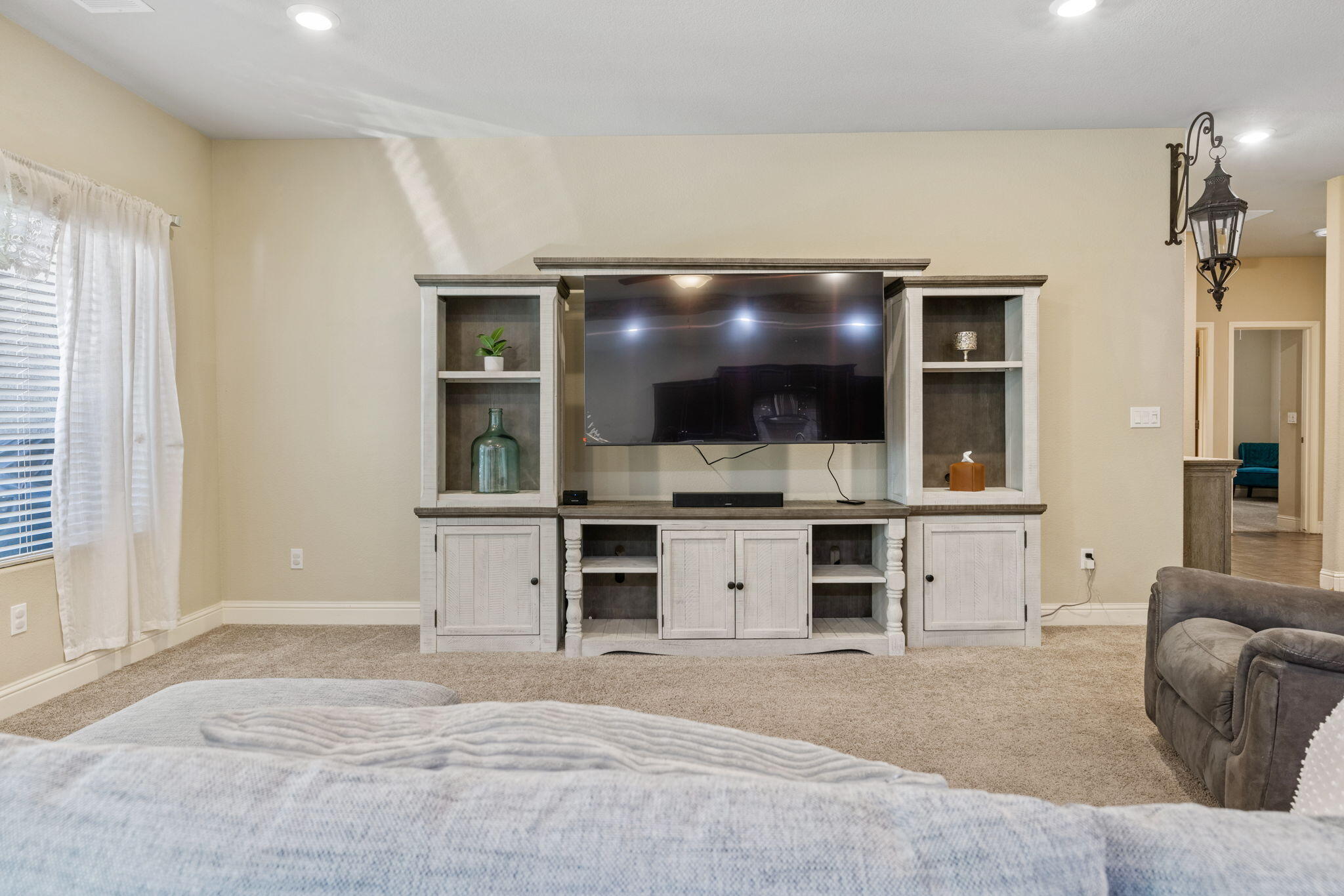 3723 W Vine Ave, Visalia, CA 93291