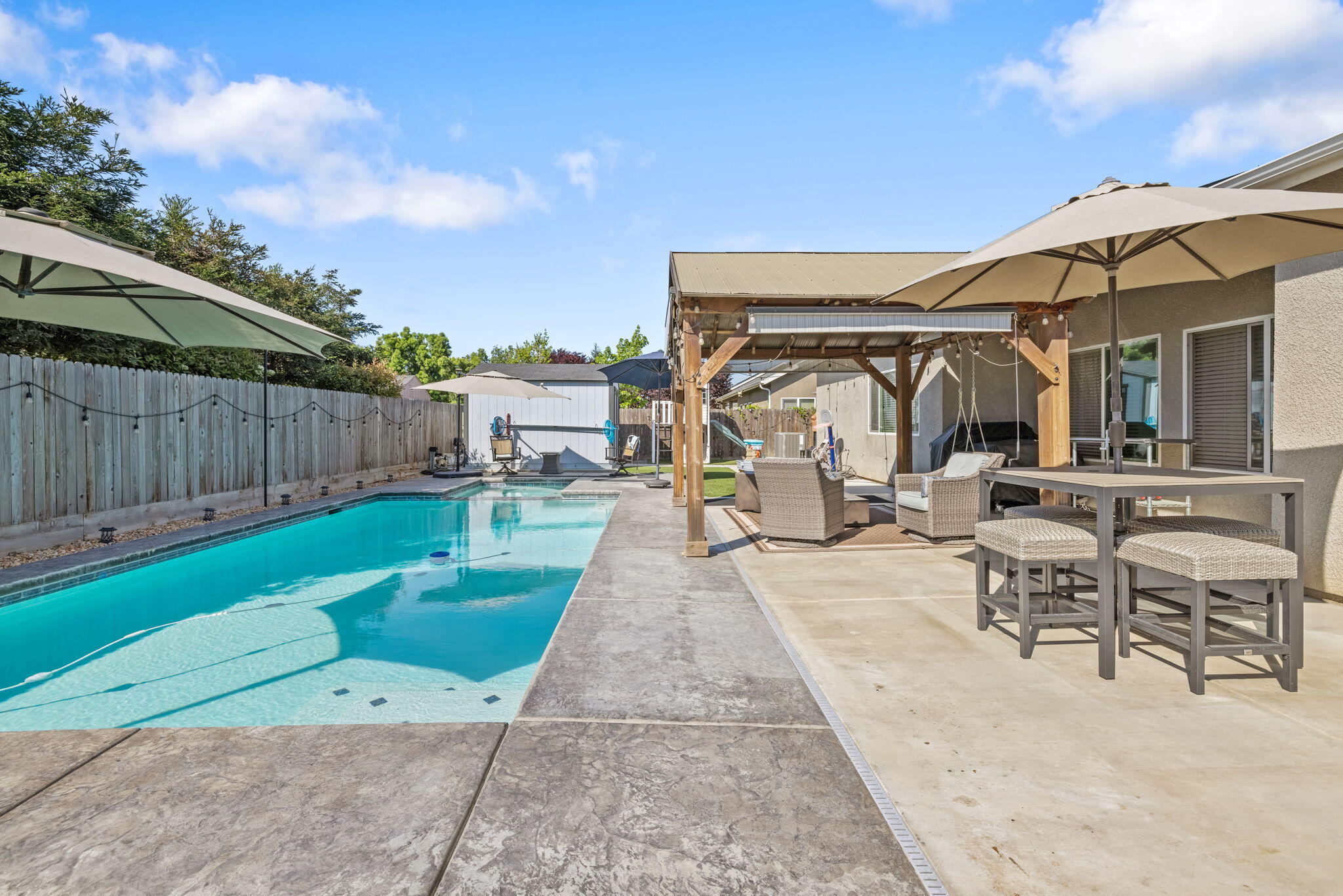 3723 W Vine Ave, Visalia, CA 93291