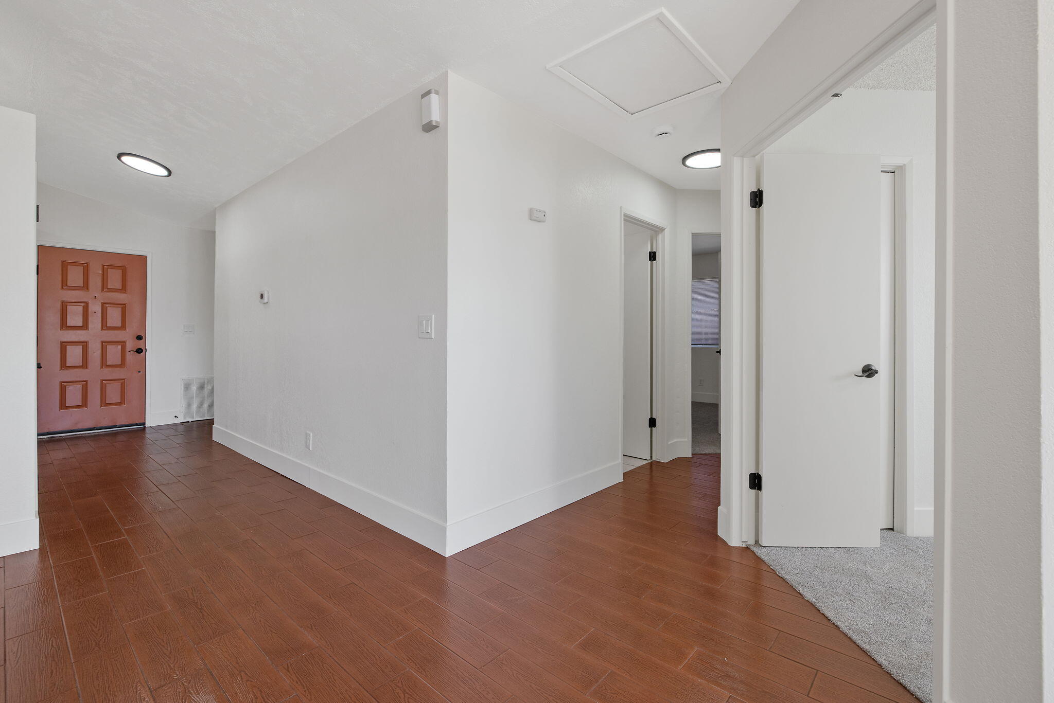 1171 State St, Hanford, CA 93230