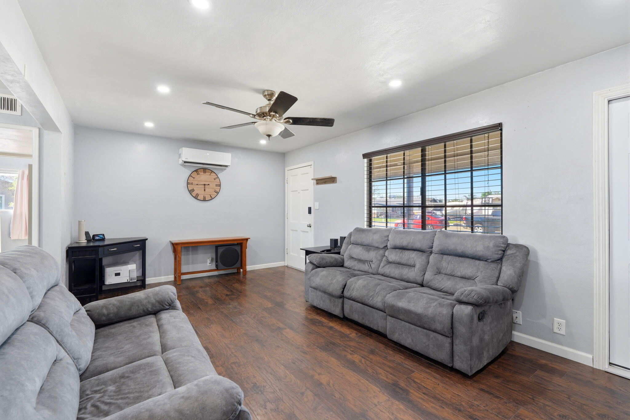 876 Cardoza, Tulare, CA 93274