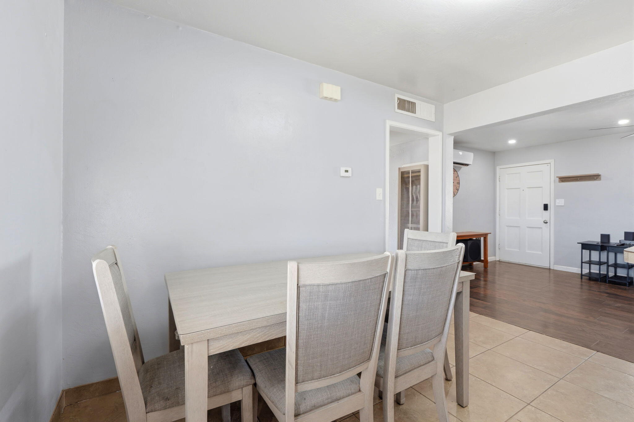 876 Cardoza, Tulare, CA 93274