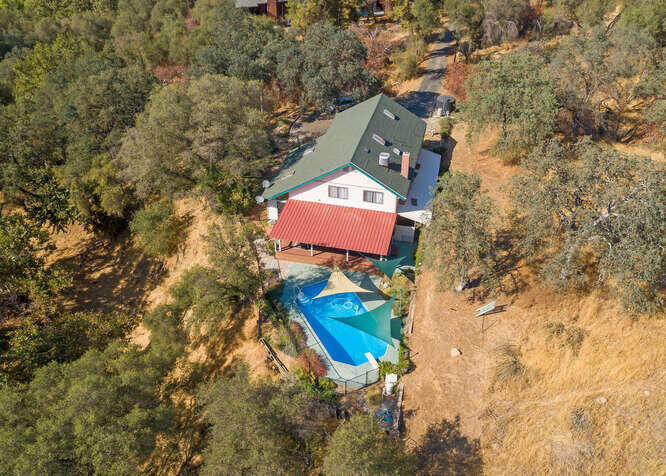 43812 S Fork Dr, Three Rivers, CA 93271