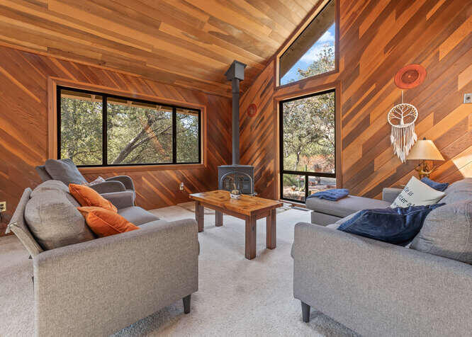 43812 S Fork Dr, Three Rivers, CA 93271