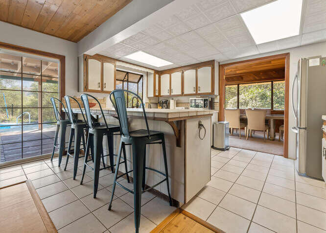 43812 S Fork Dr, Three Rivers, CA 93271