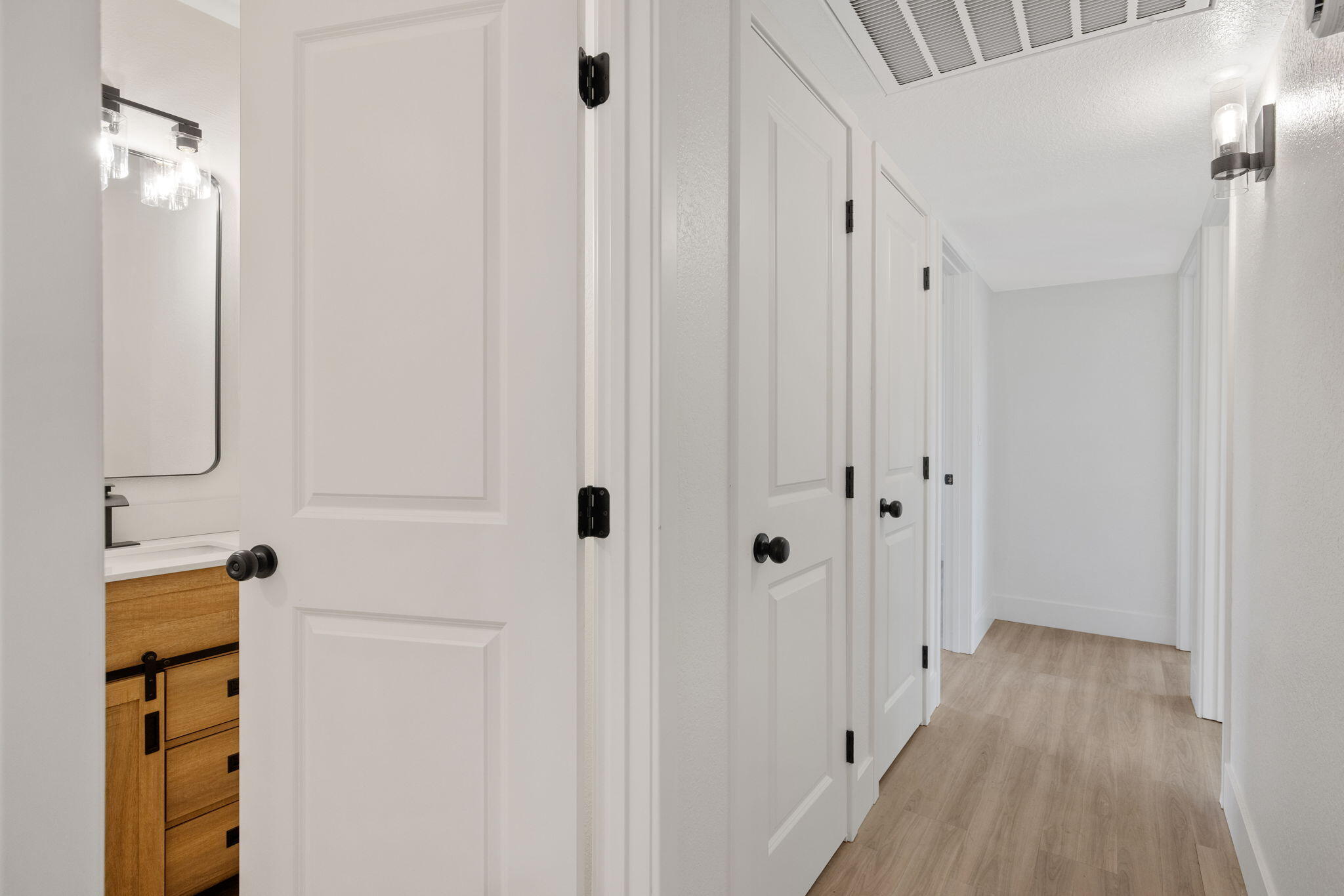 15882 Edmiston Ave, Ivanhoe, CA 93235