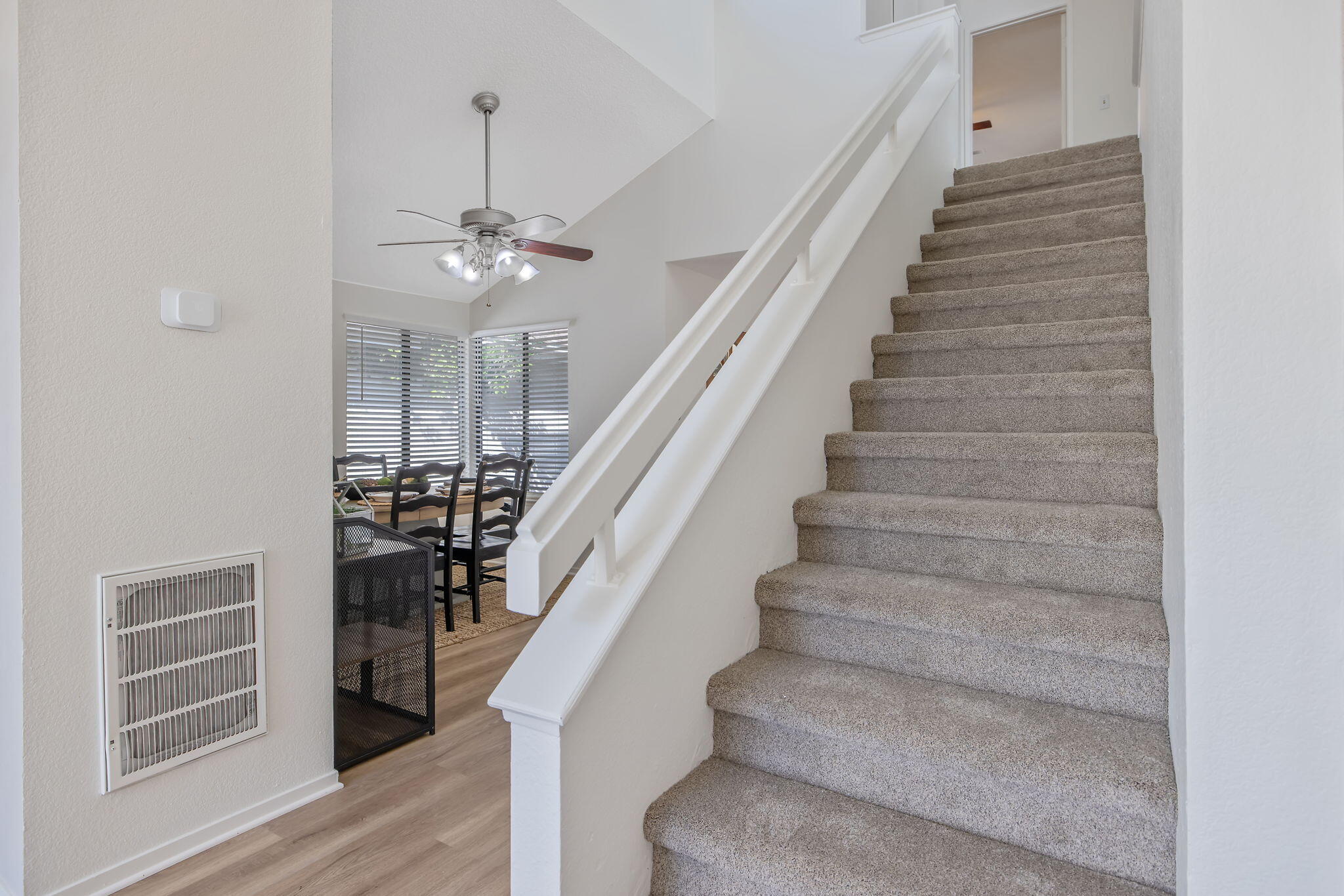 1907 E Vine Ave, Visalia, CA 93292