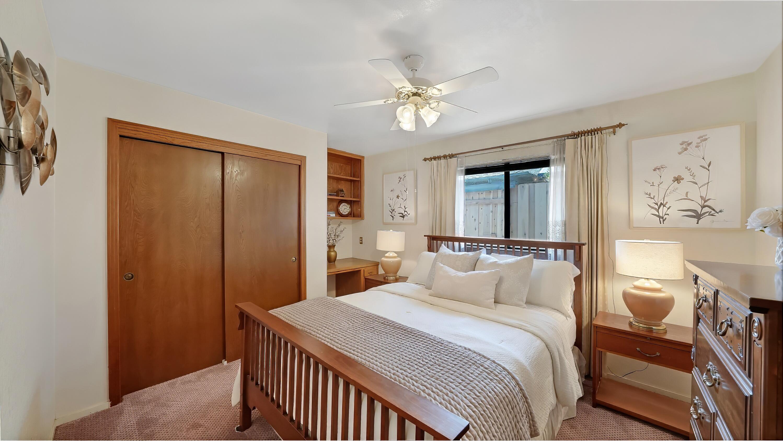 2323 E Hillcrest Ave, Visalia, CA 93292