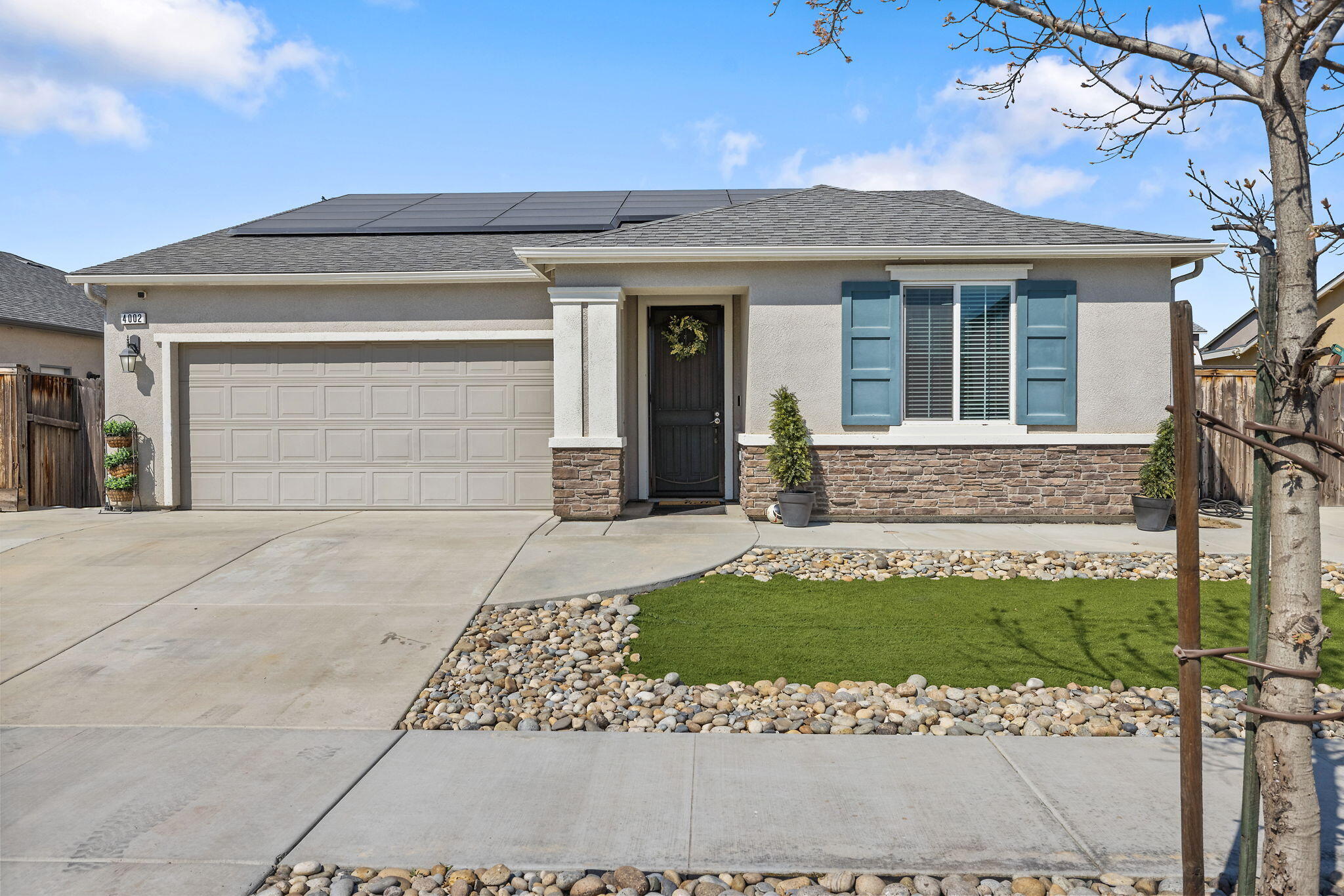 4002 E Cypress Ave, Visalia, CA 93292