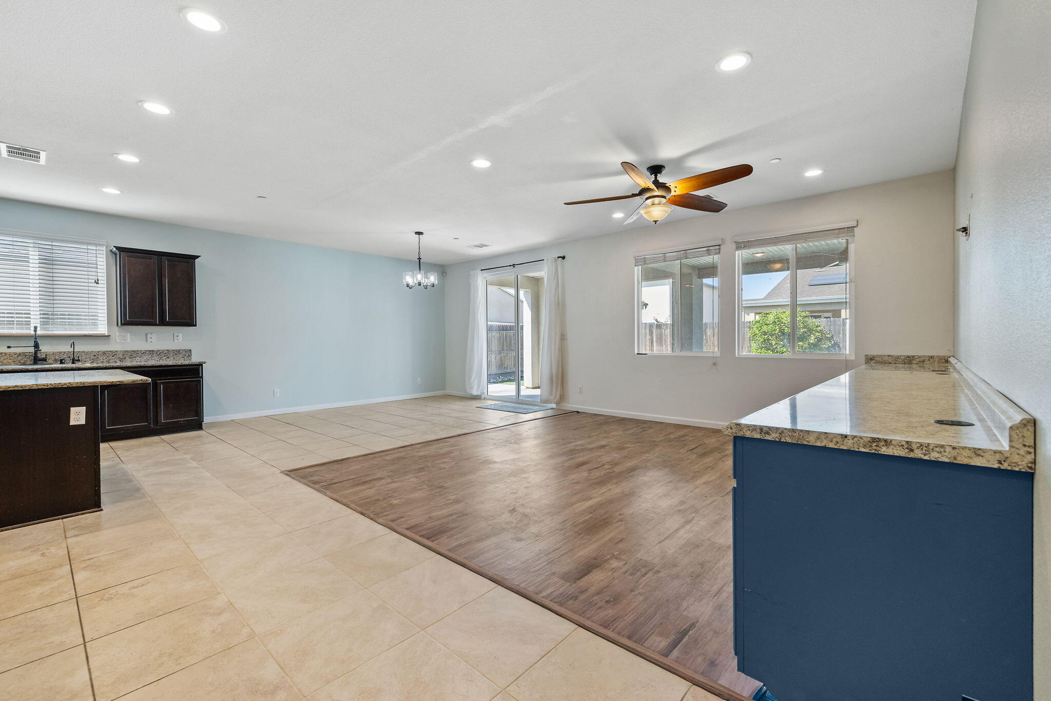 4002 E Cypress Ave, Visalia, CA 93292