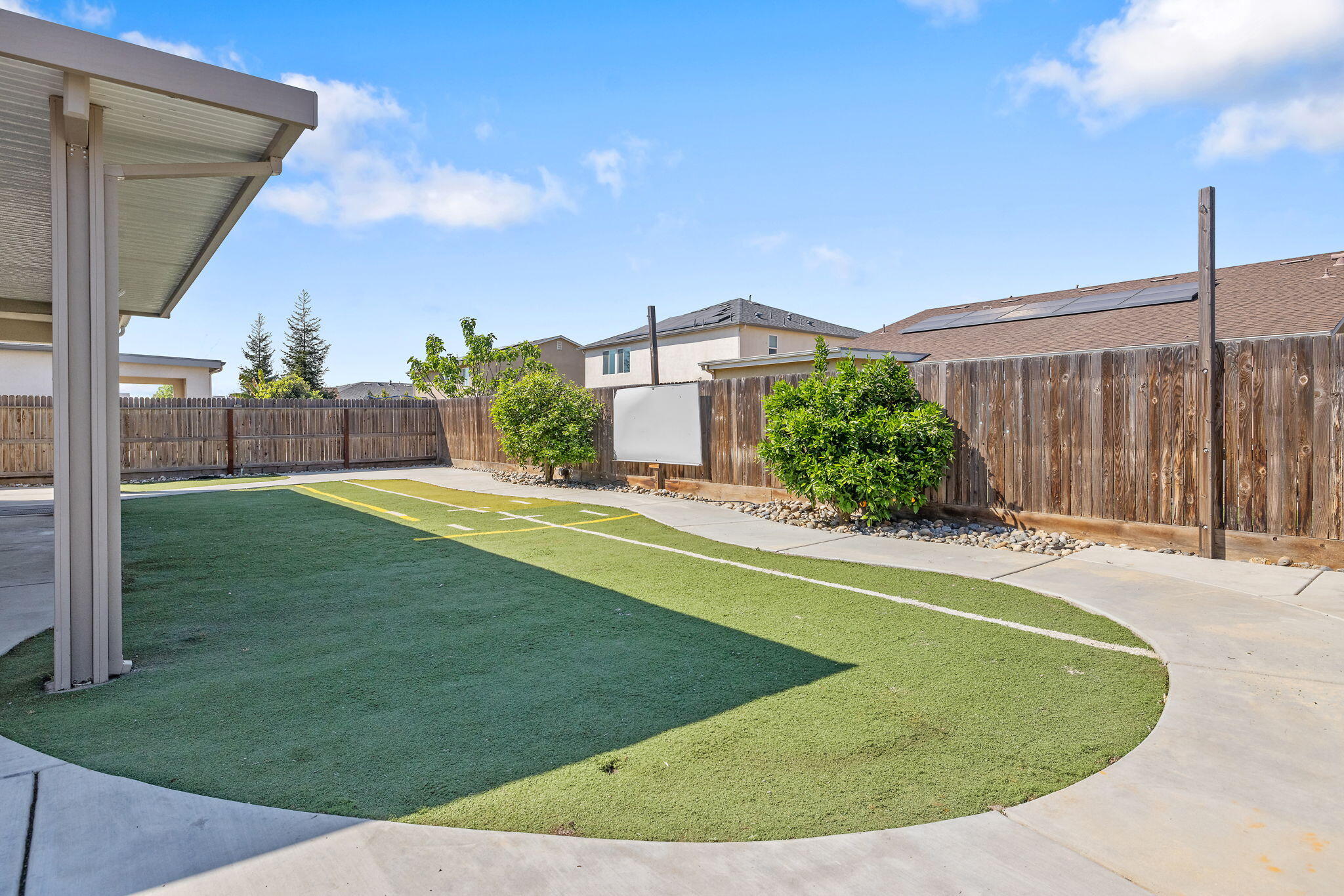 4002 E Cypress Ave, Visalia, CA 93292