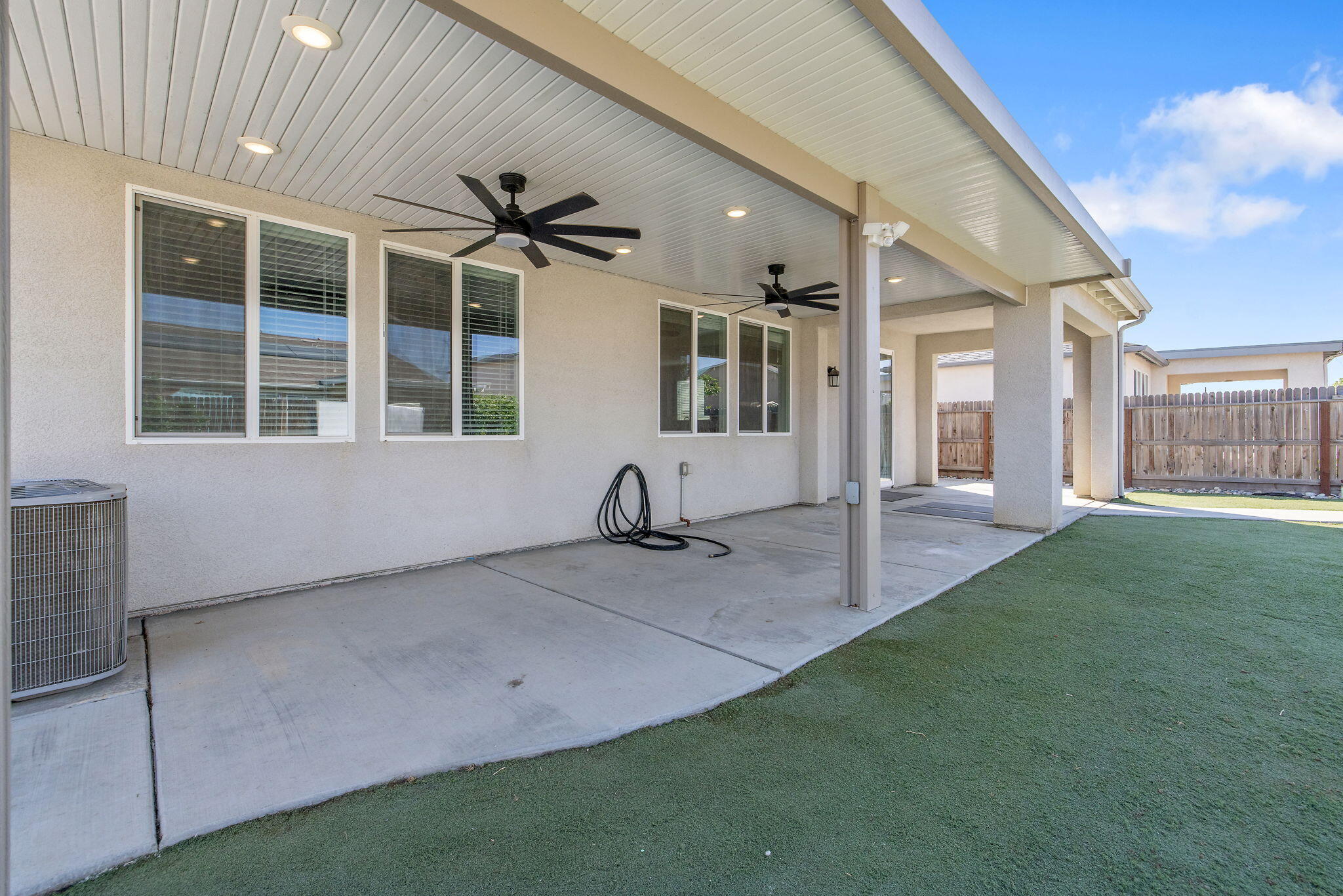 4002 E Cypress Ave, Visalia, CA 93292