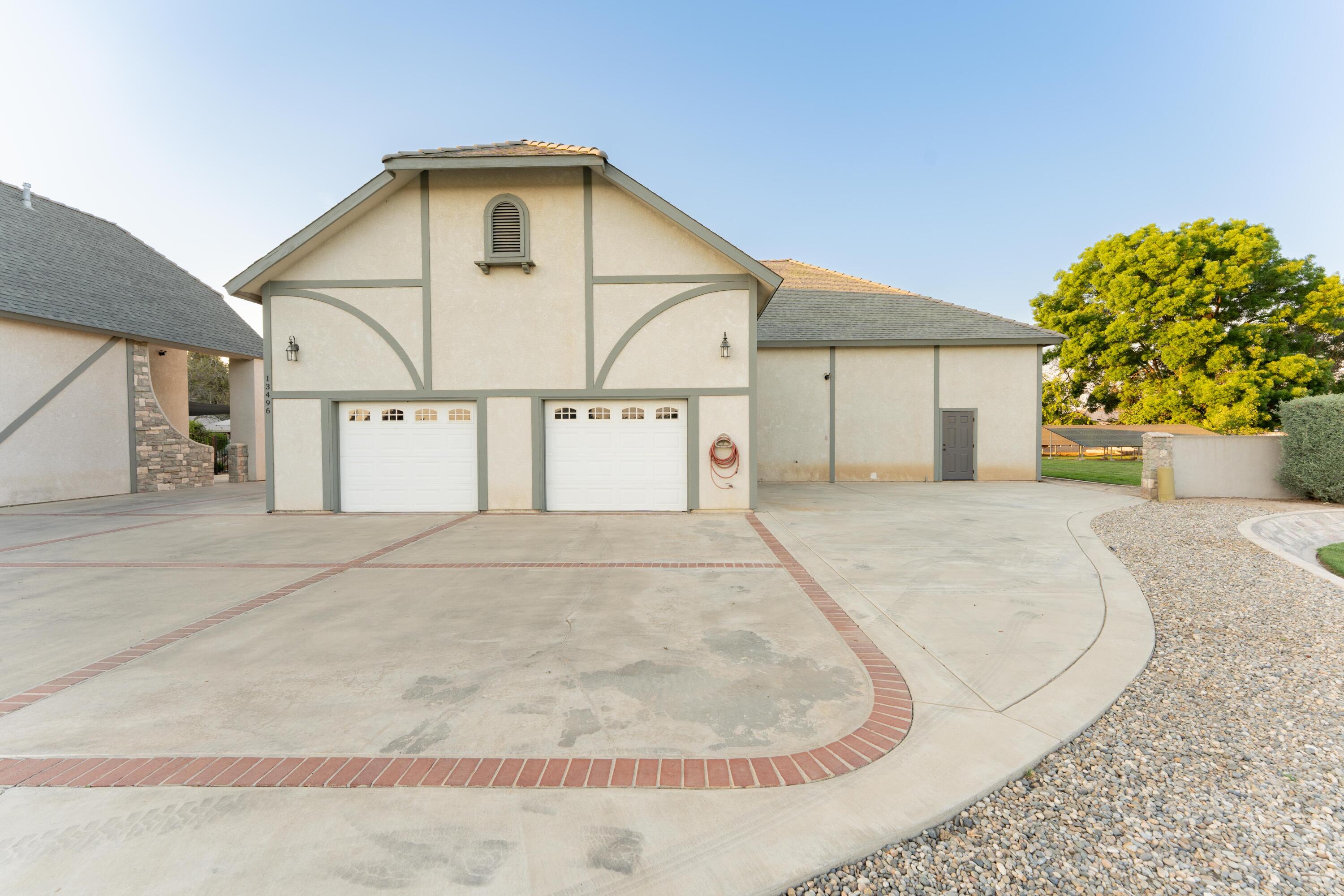 13496 El Nogal Ave, Visalia, CA 93292
