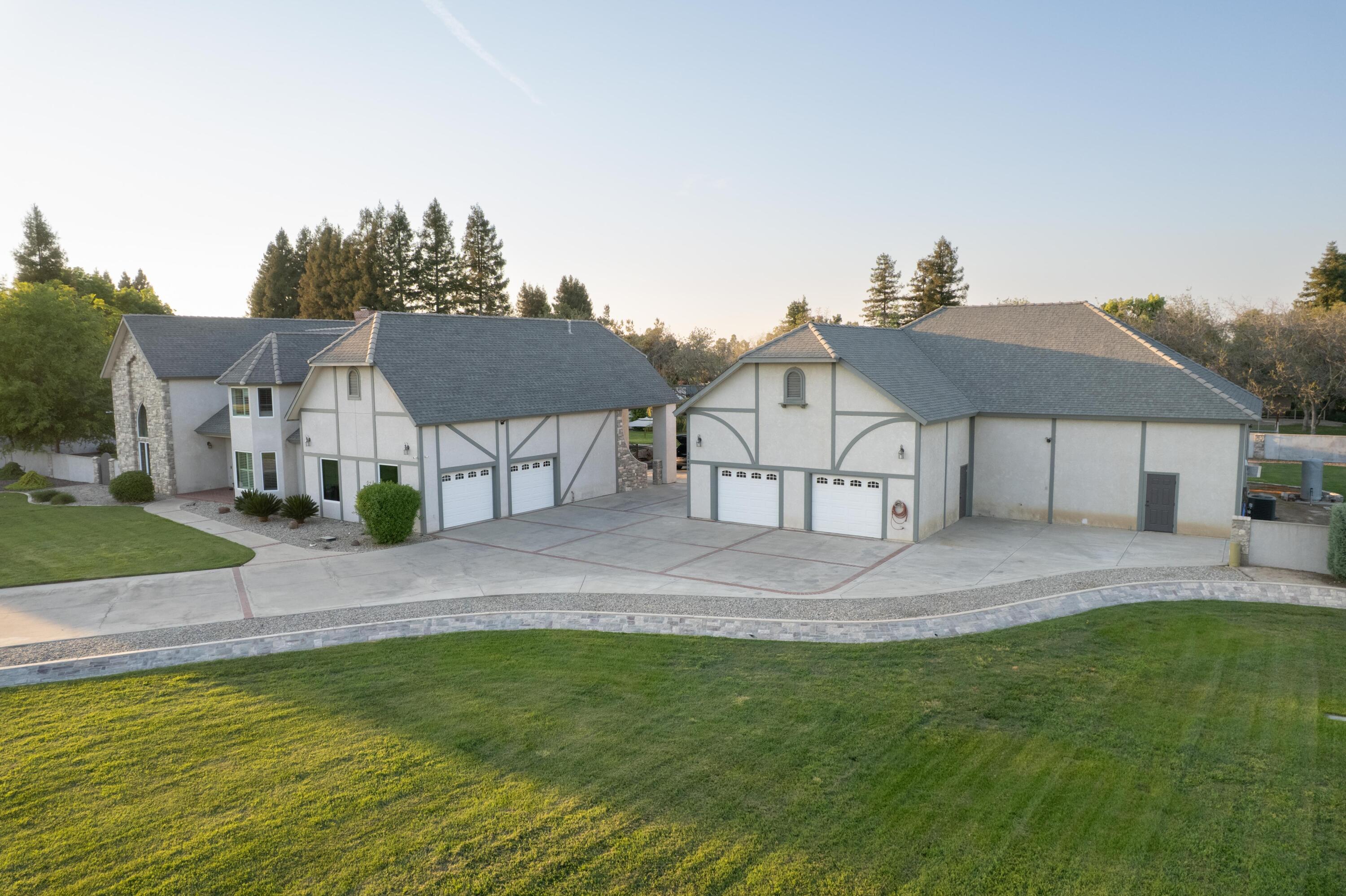 13496 El Nogal Ave, Visalia, CA 93292