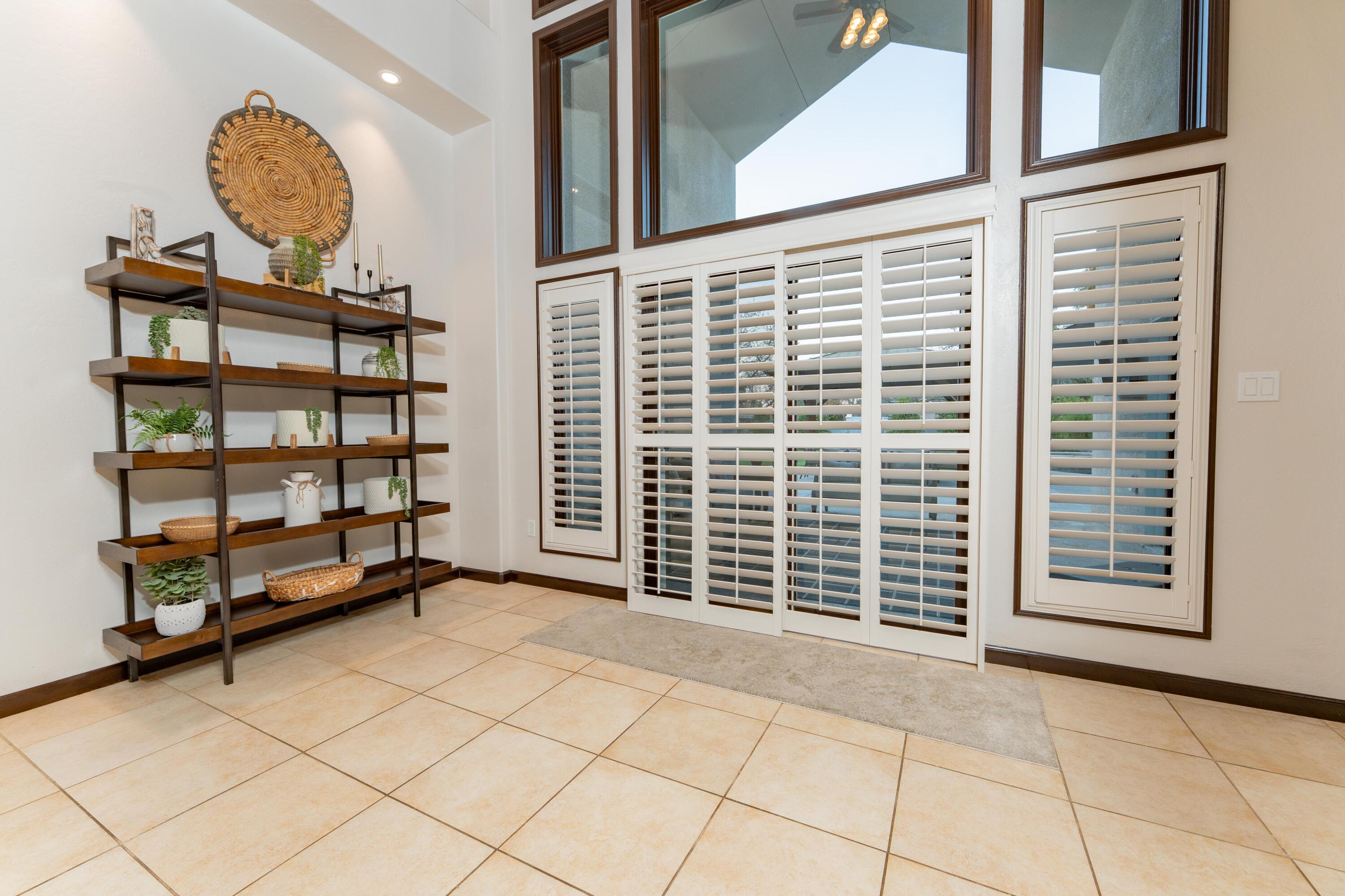 13496 El Nogal Ave, Visalia, CA 93292