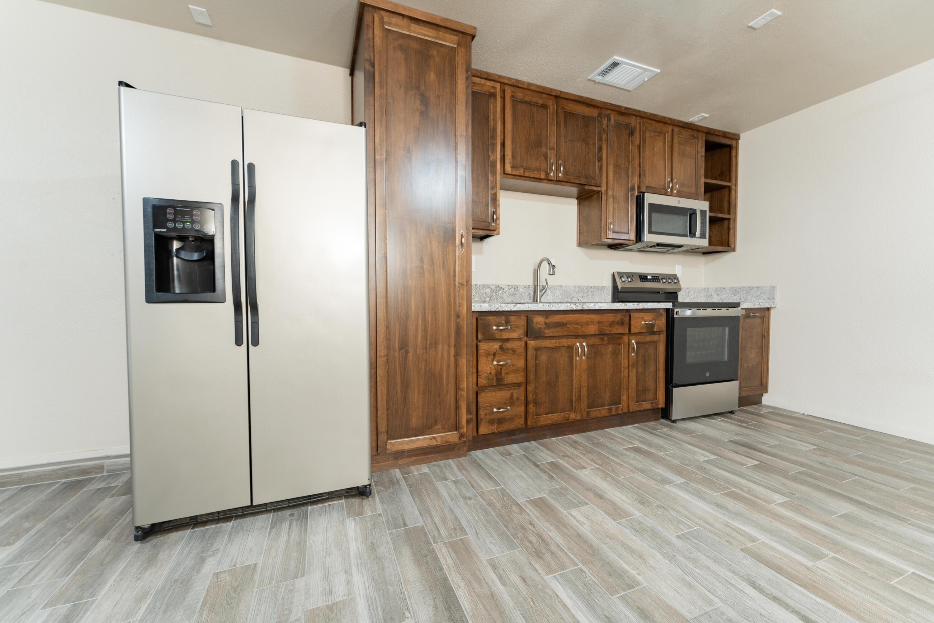 13496 El Nogal Ave, Visalia, CA 93292