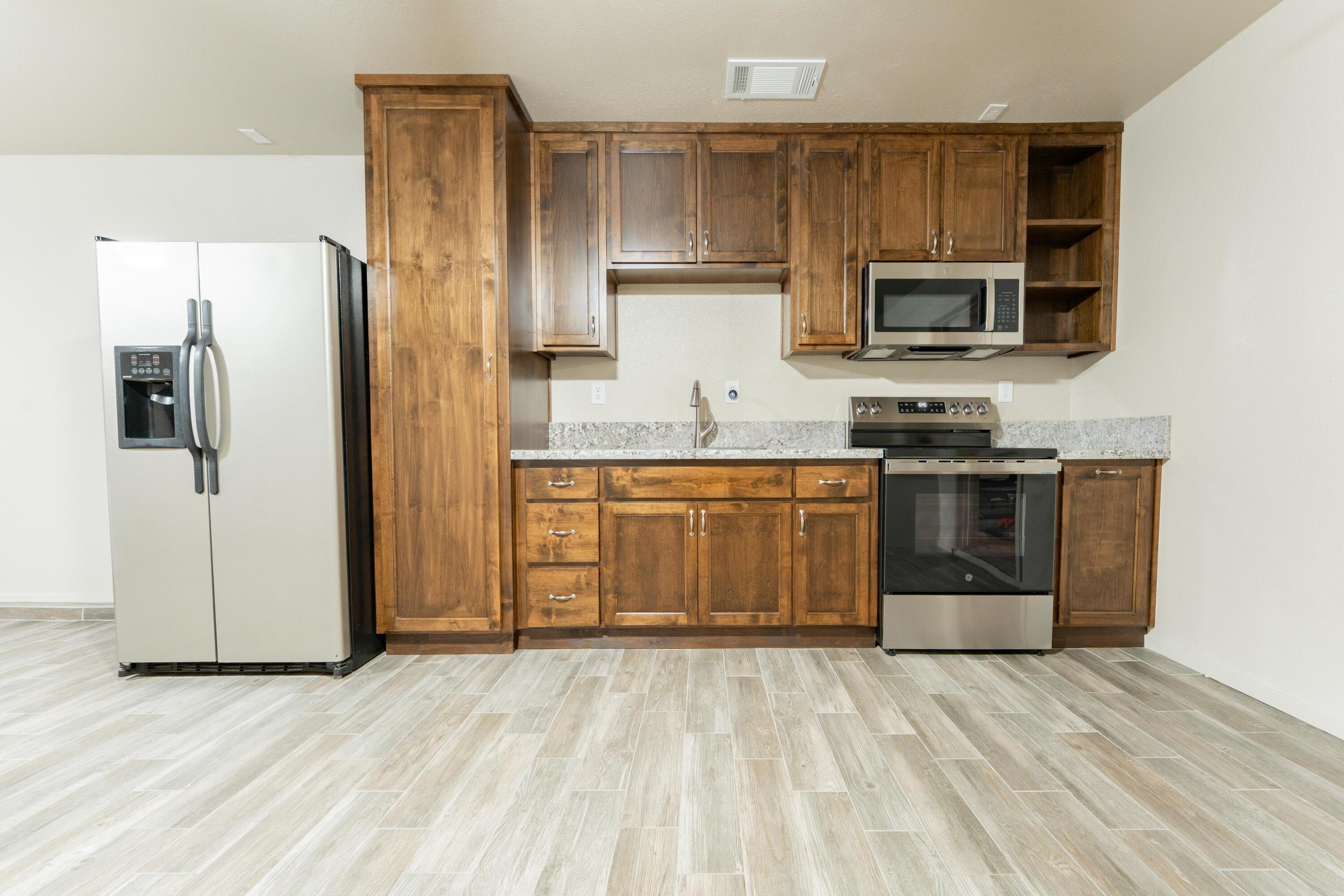 13496 El Nogal Ave, Visalia, CA 93292