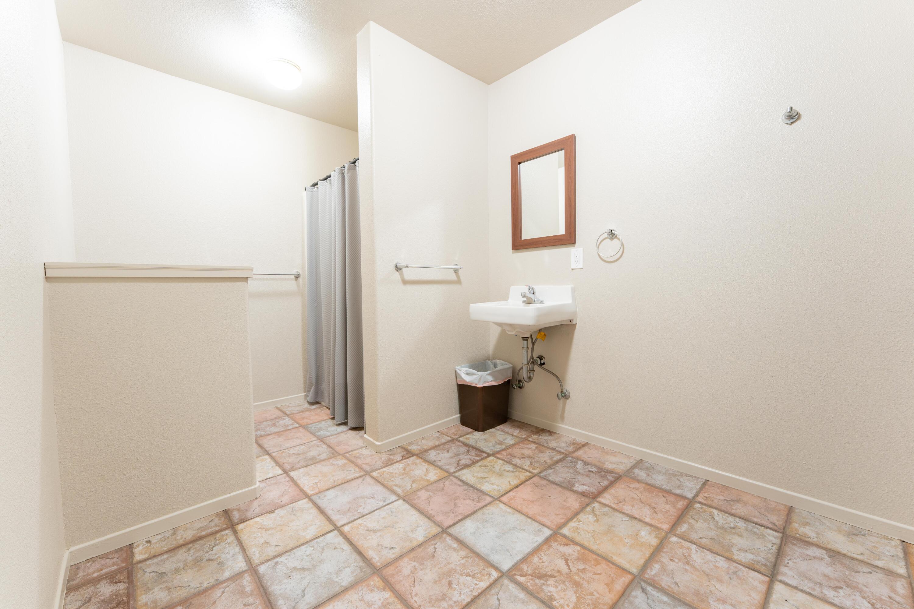 13496 El Nogal Ave, Visalia, CA 93292