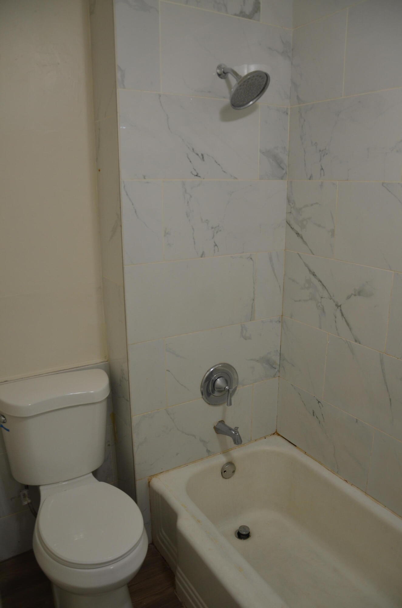 237 Smith Ave, Lemoore, CA 93245