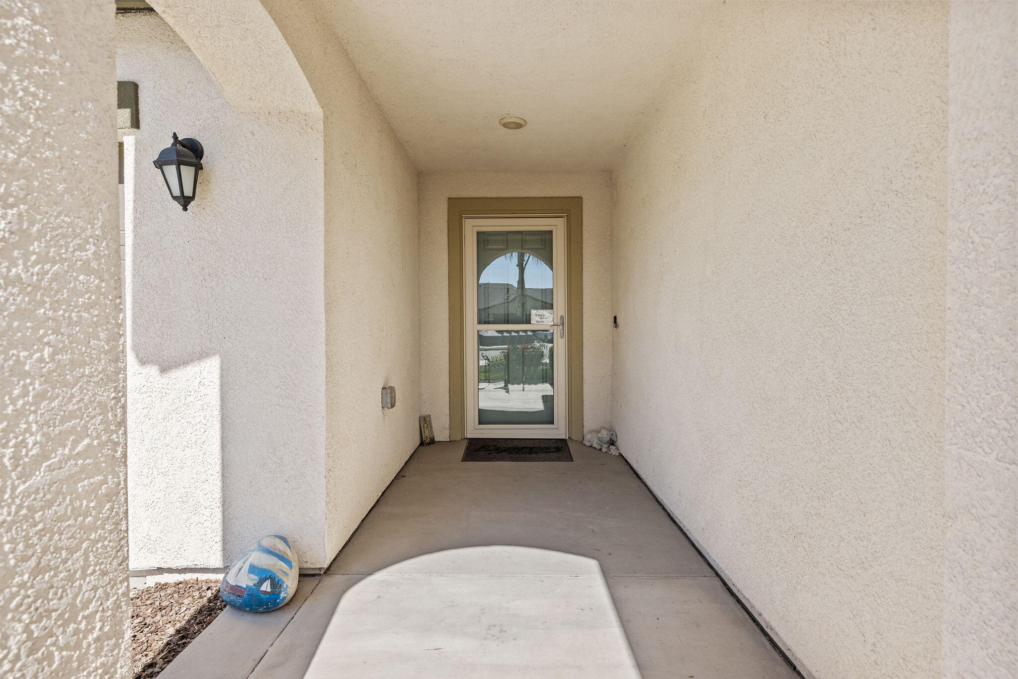 1646 N Arroyo Ct, Visalia, CA 93292