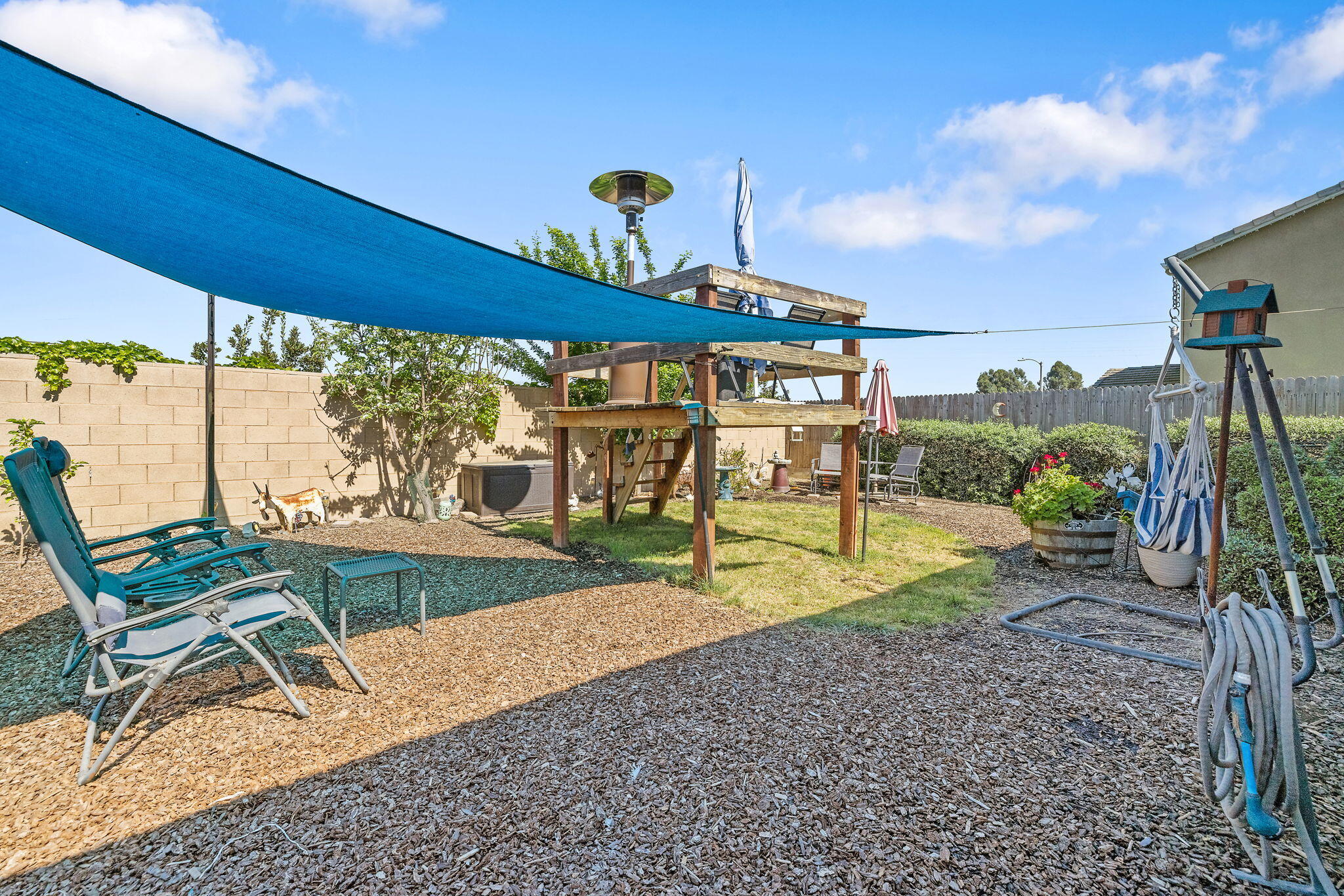 1646 N Arroyo Ct, Visalia, CA 93292