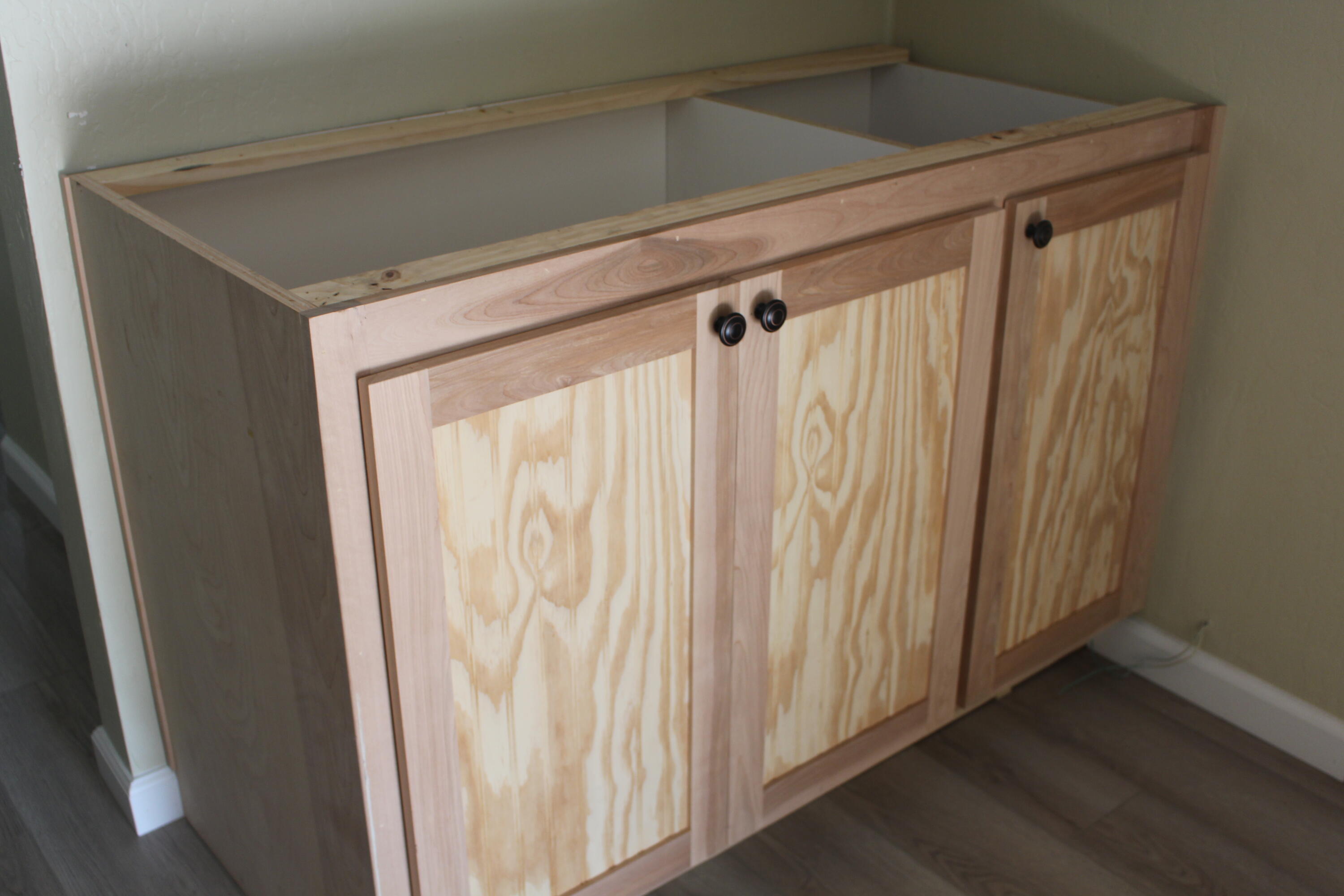 307 N Orange Ave, Exeter, CA 93221