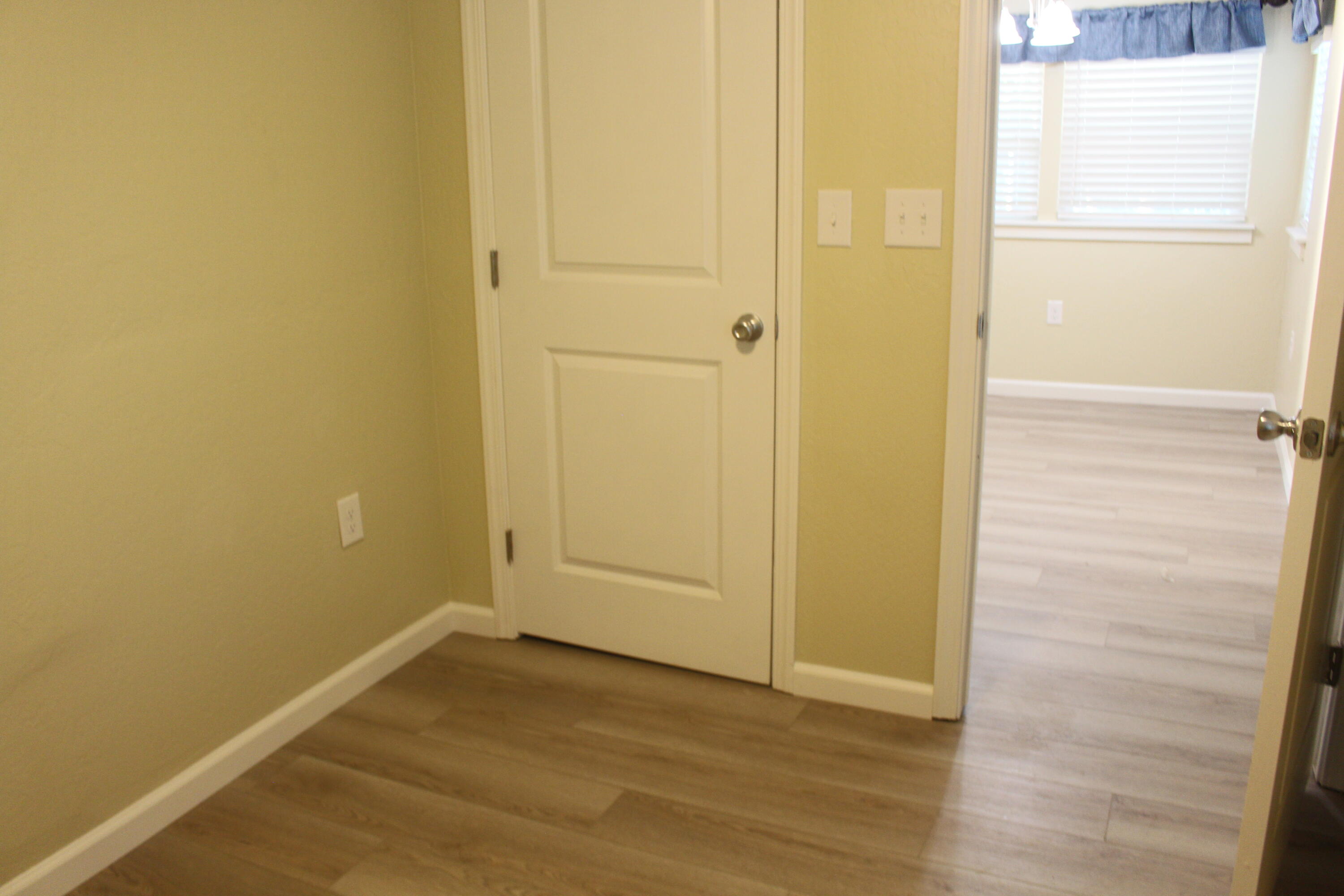 307 N Orange Ave, Exeter, CA 93221