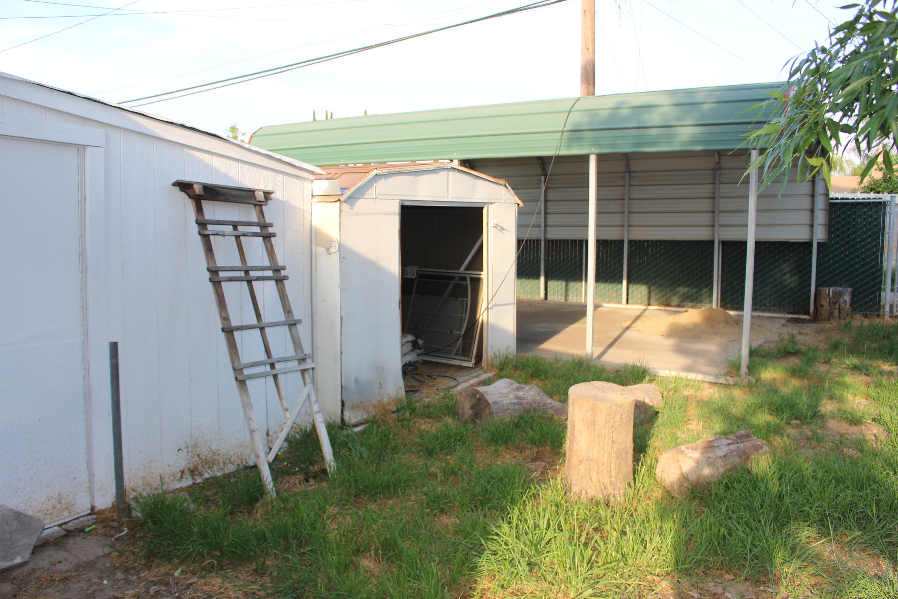 307 N Orange Ave, Exeter, CA 93221